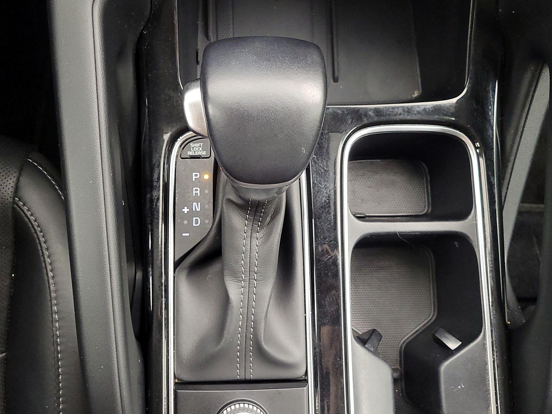 Thumbnail: 2023 Kia Telluride - 18