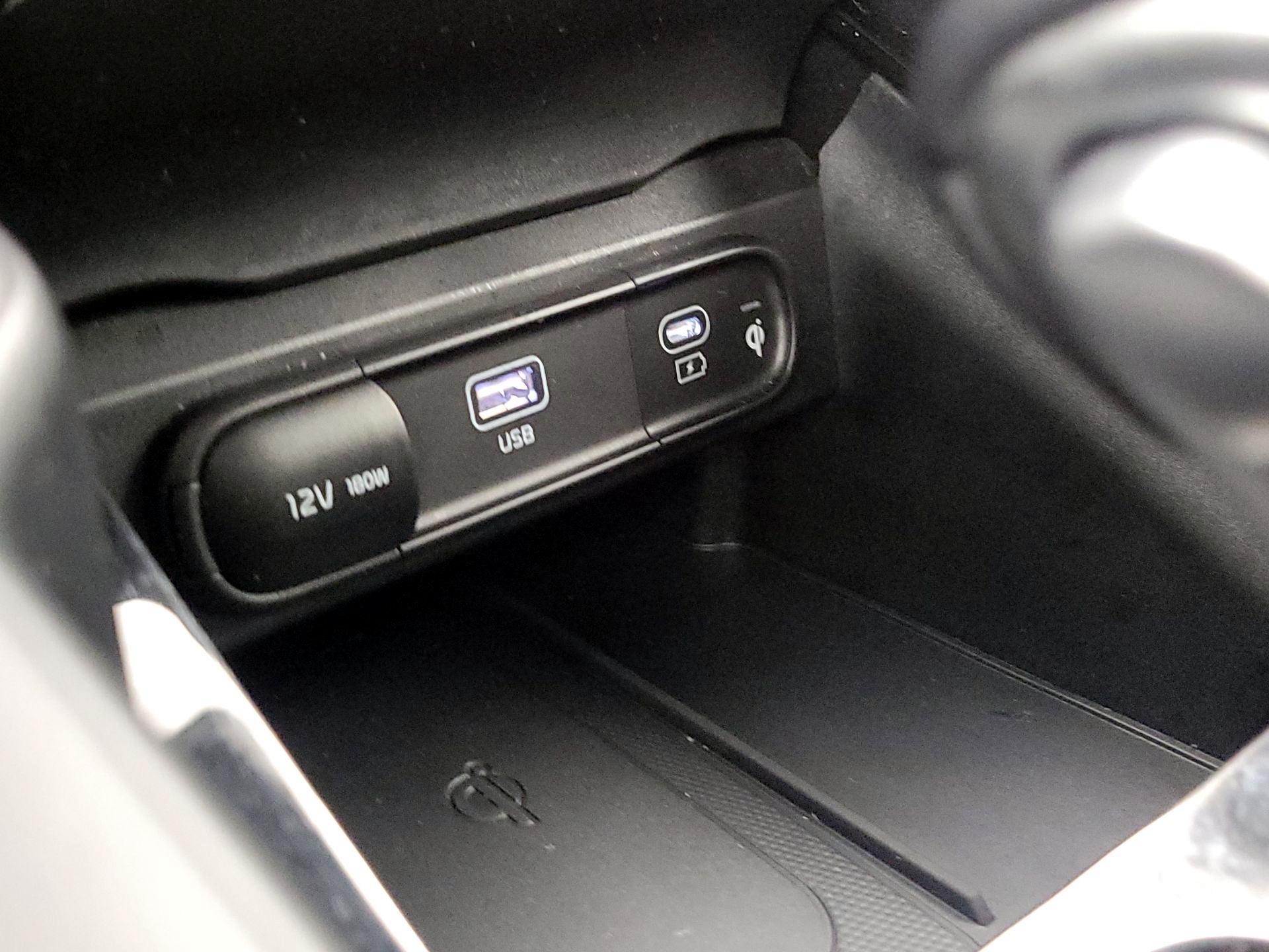 Thumbnail: 2023 Kia Telluride - 19