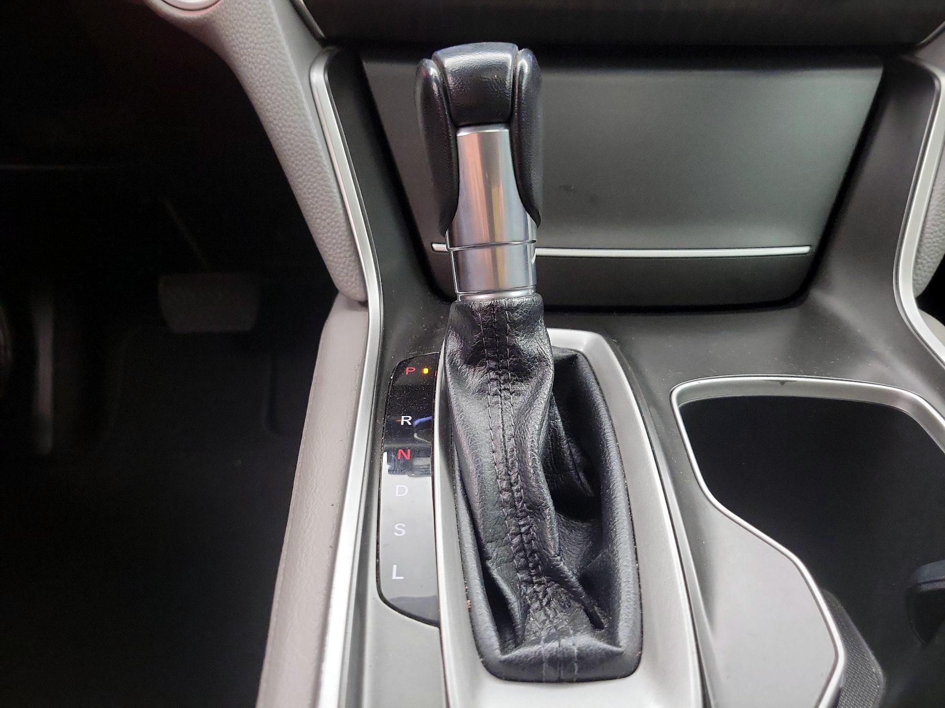 Thumbnail: 2018 Honda Accord - 17