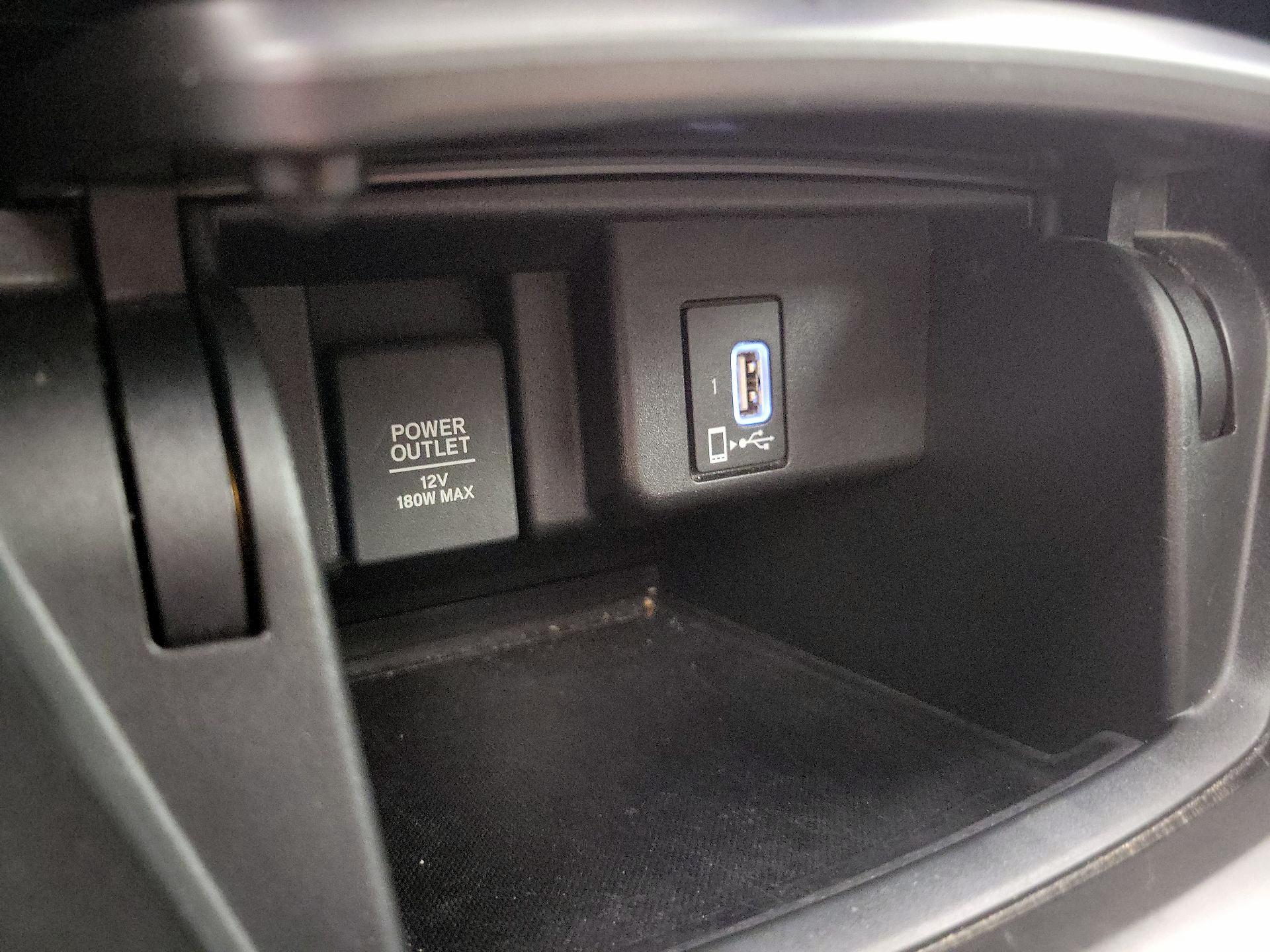 Thumbnail: 2018 Honda Accord - 18