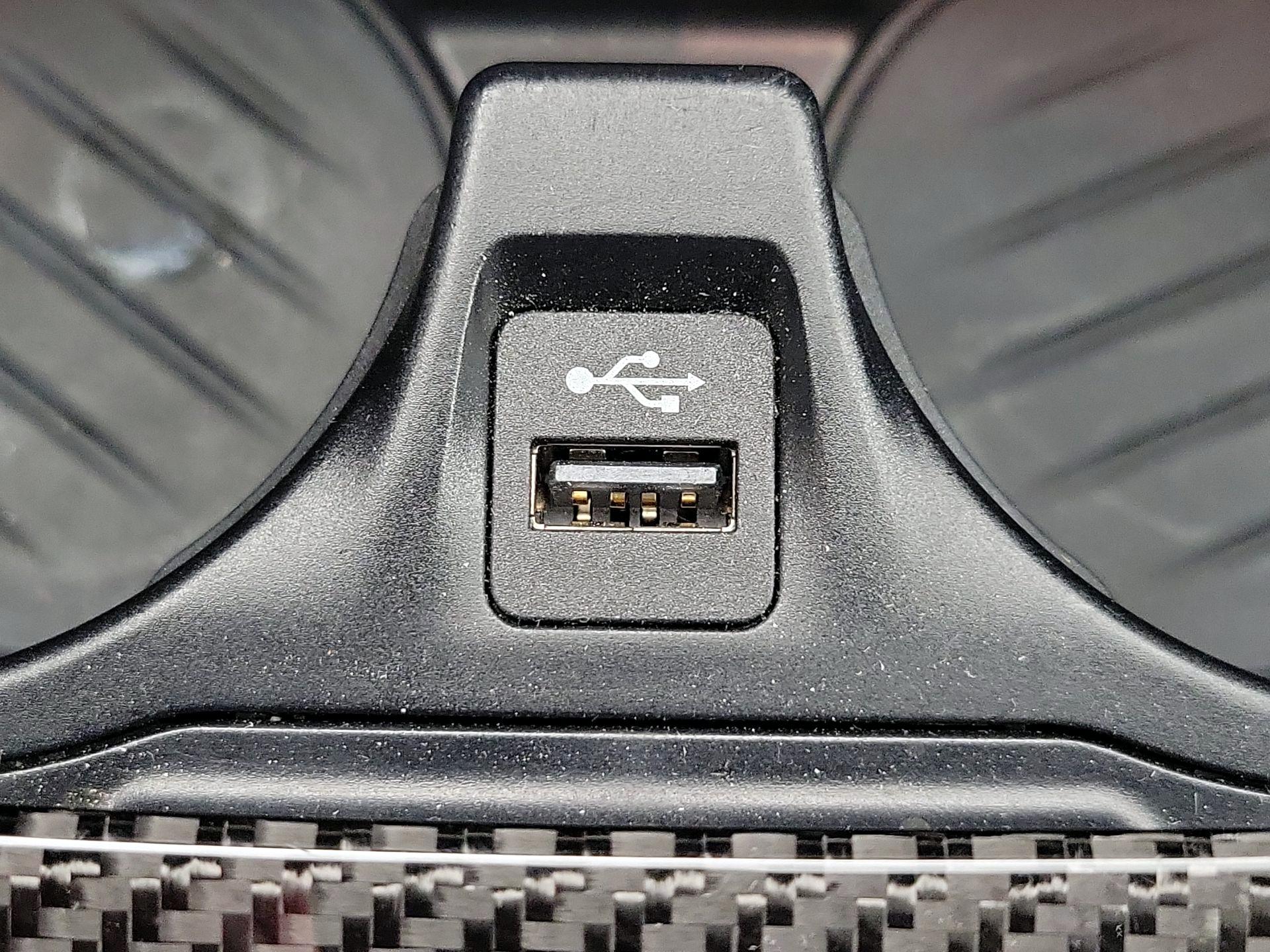 Thumbnail: 2018 BMW 6 Series - 19