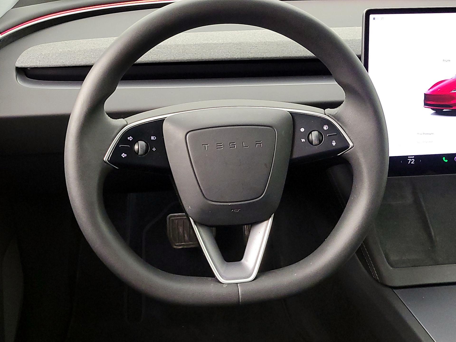 Thumbnail: 2025 Tesla Model 3 - 10