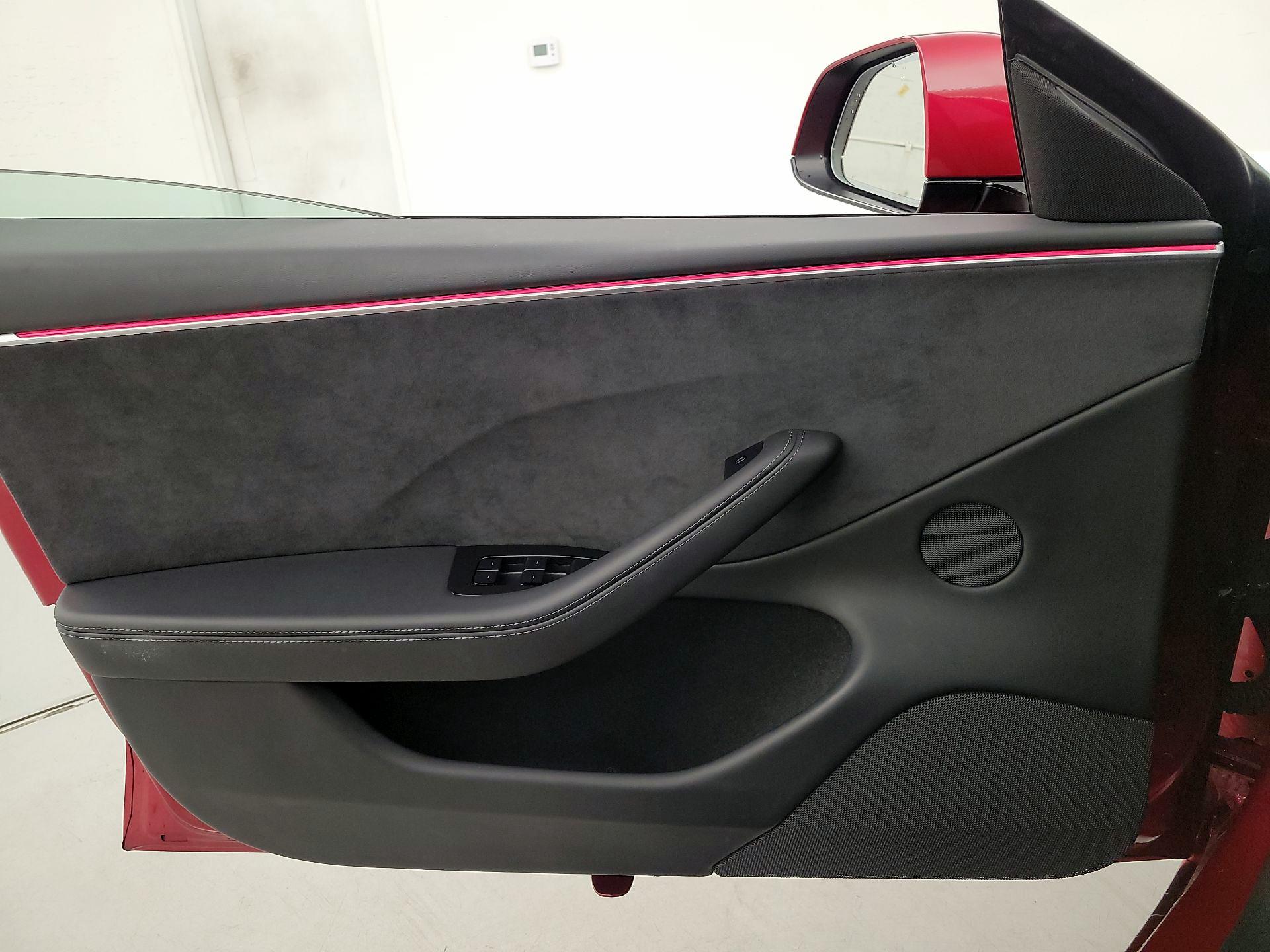 Thumbnail: 2025 Tesla Model 3 - 12