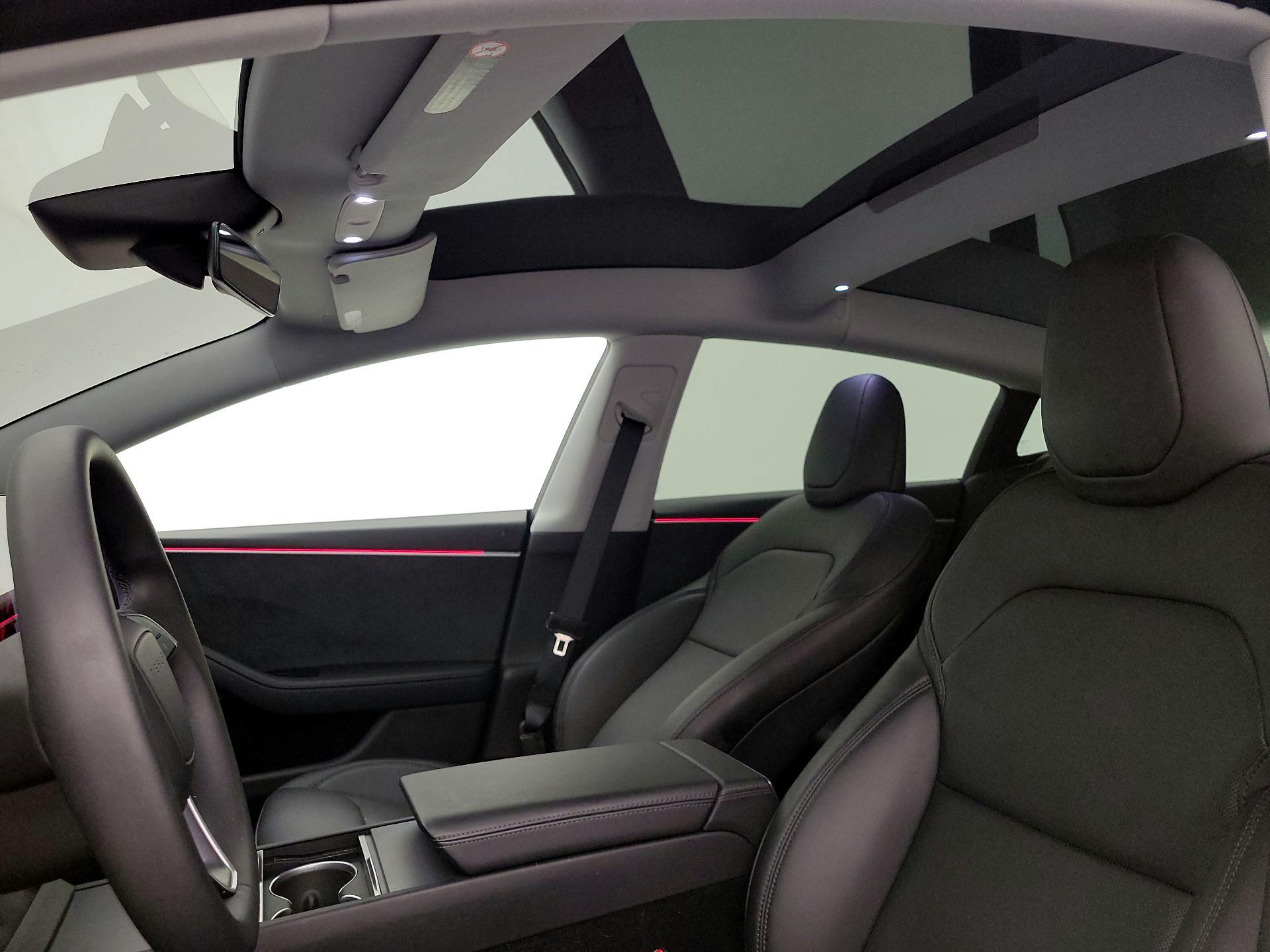 Thumbnail: 2025 Tesla Model 3 - 18