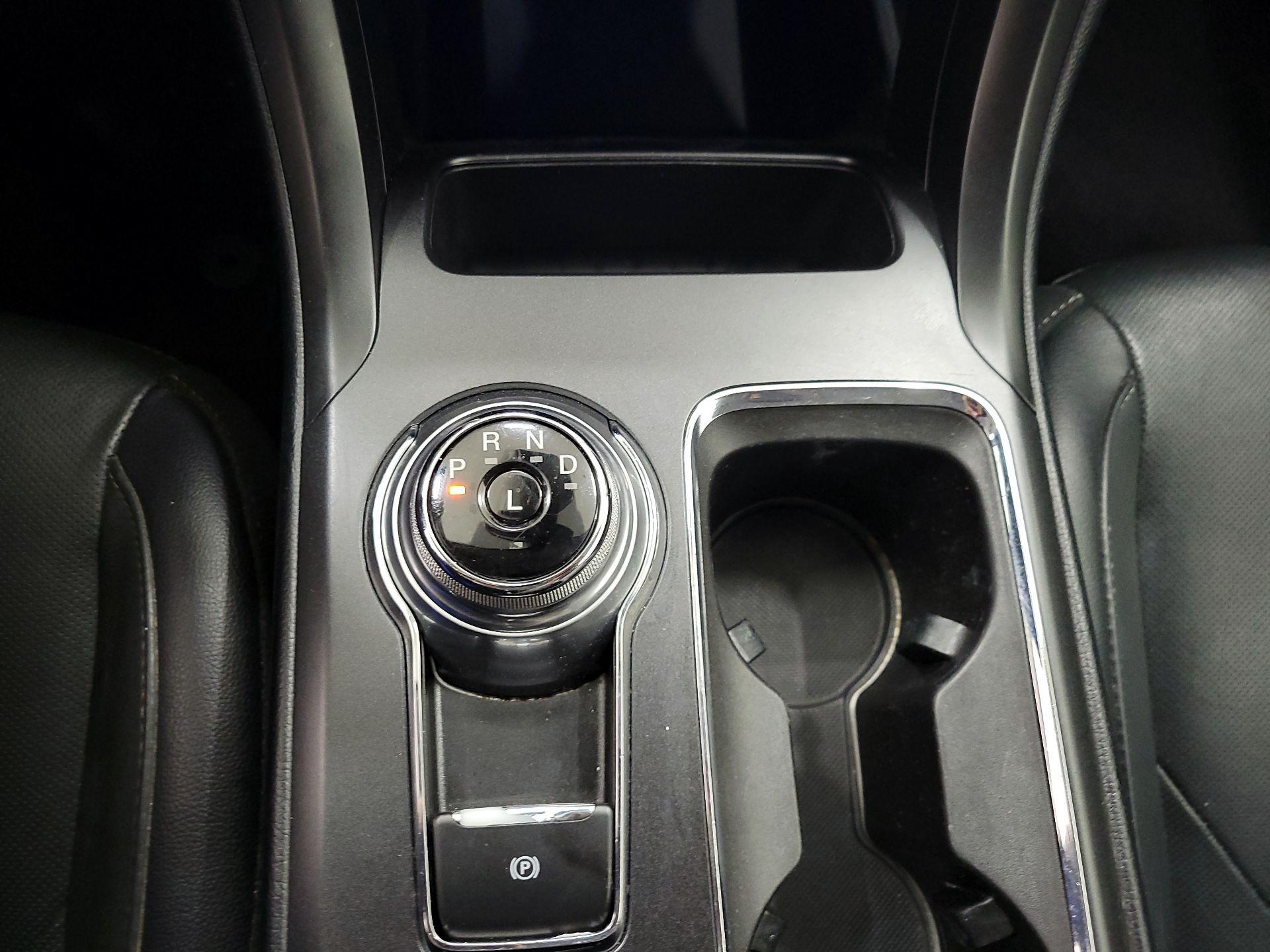 Thumbnail: 2019 Ford Fusion - 18