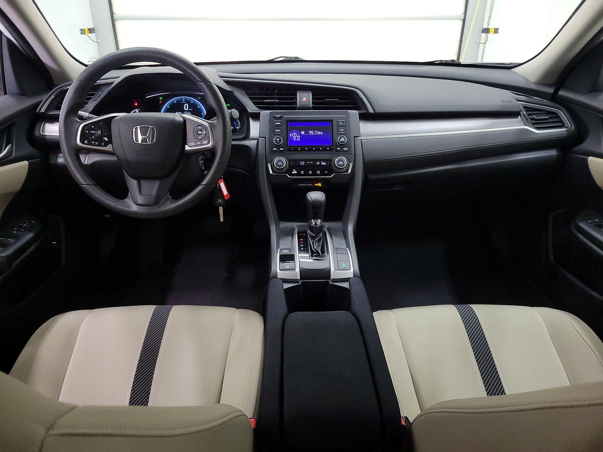 Thumbnail: 2016 Honda Civic - 9