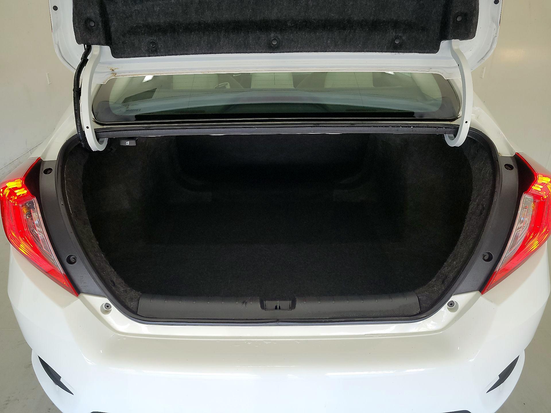 Thumbnail: 2016 Honda Civic - 20