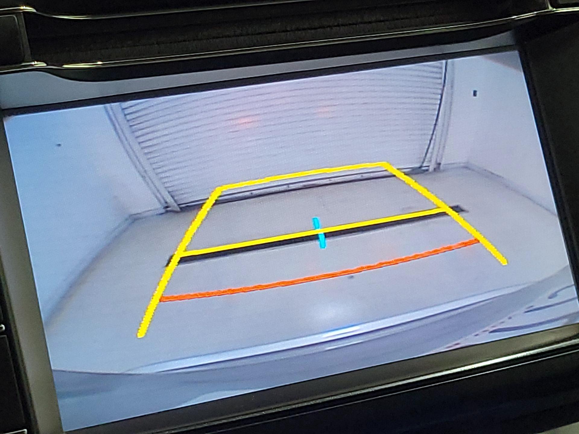 Thumbnail: 2016 Toyota RAV4 - 14