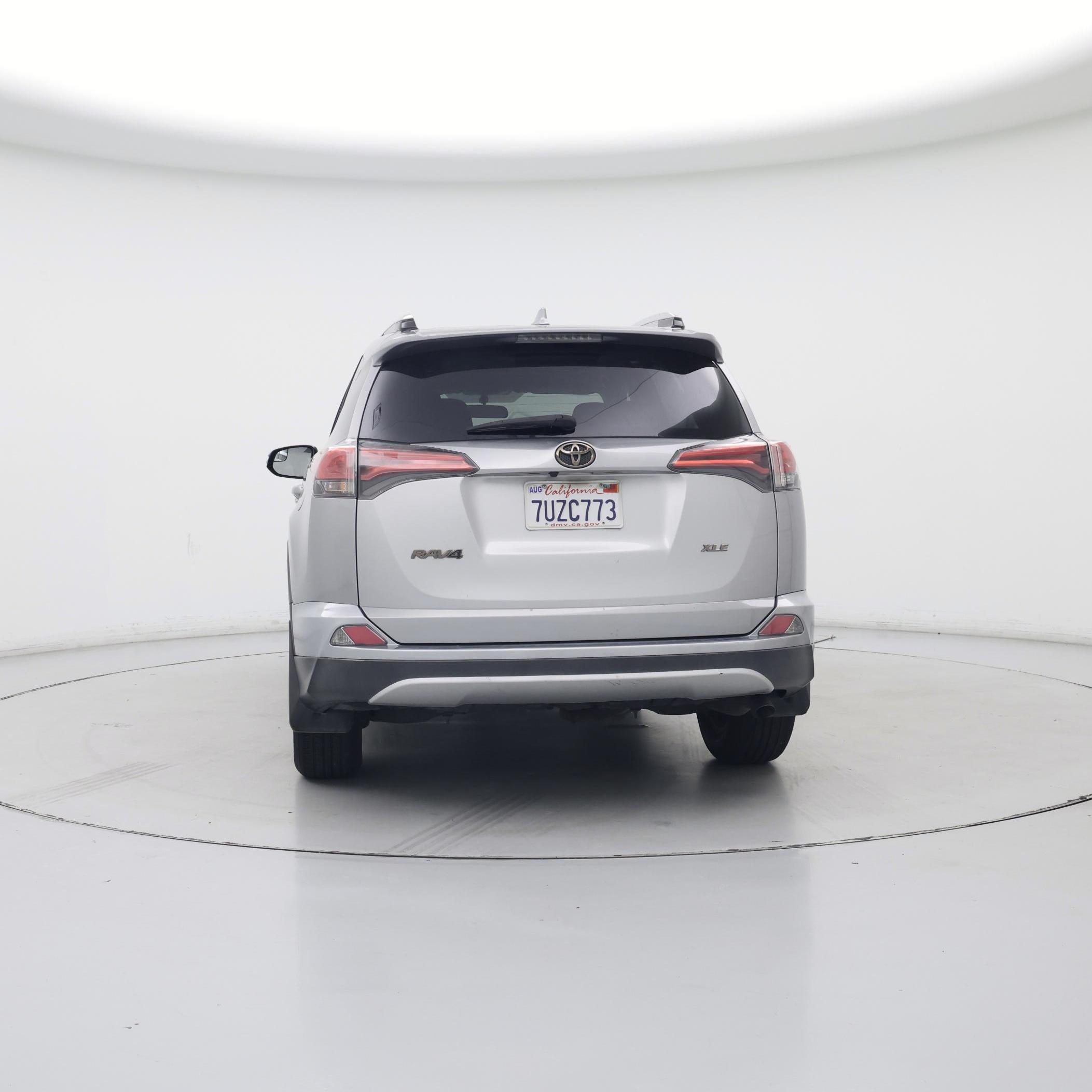 Thumbnail: 2016 Toyota RAV4 - 6