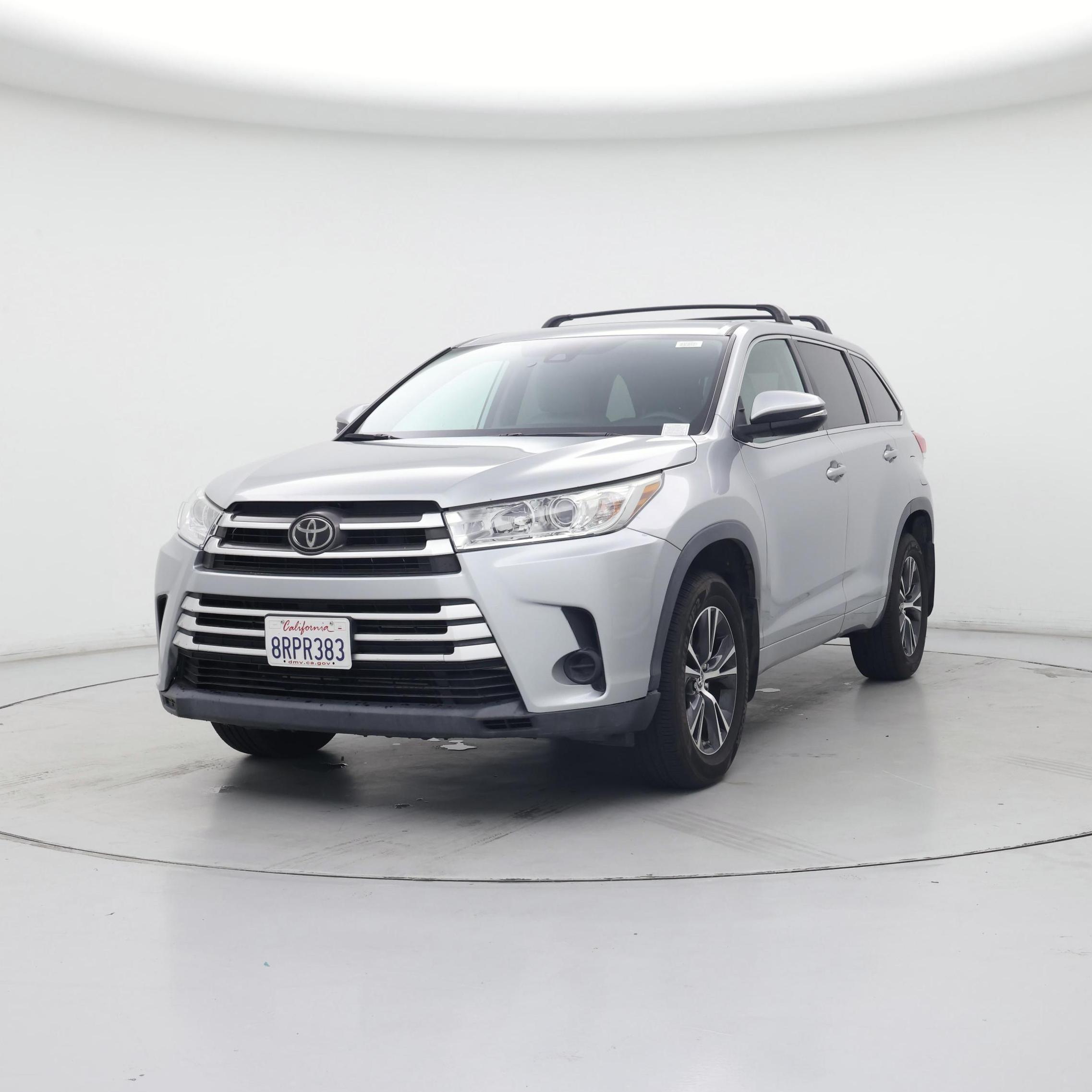 Thumbnail: 2018 Toyota Highlander - 4