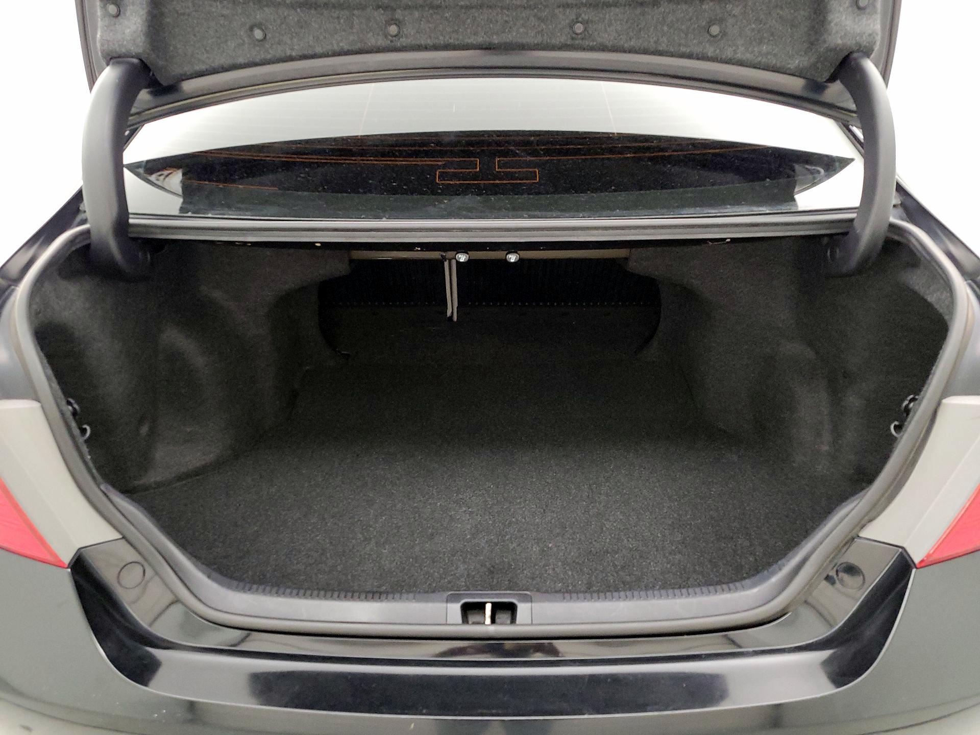 Thumbnail: 2015 Toyota Camry - 20