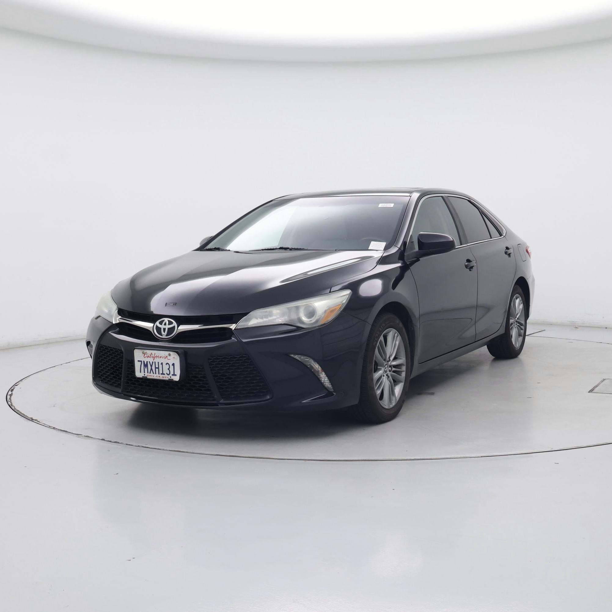 Thumbnail: 2015 Toyota Camry - 4