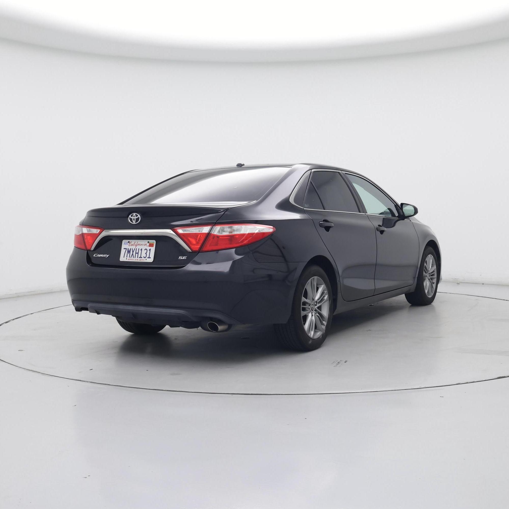 Thumbnail: 2015 Toyota Camry - 8