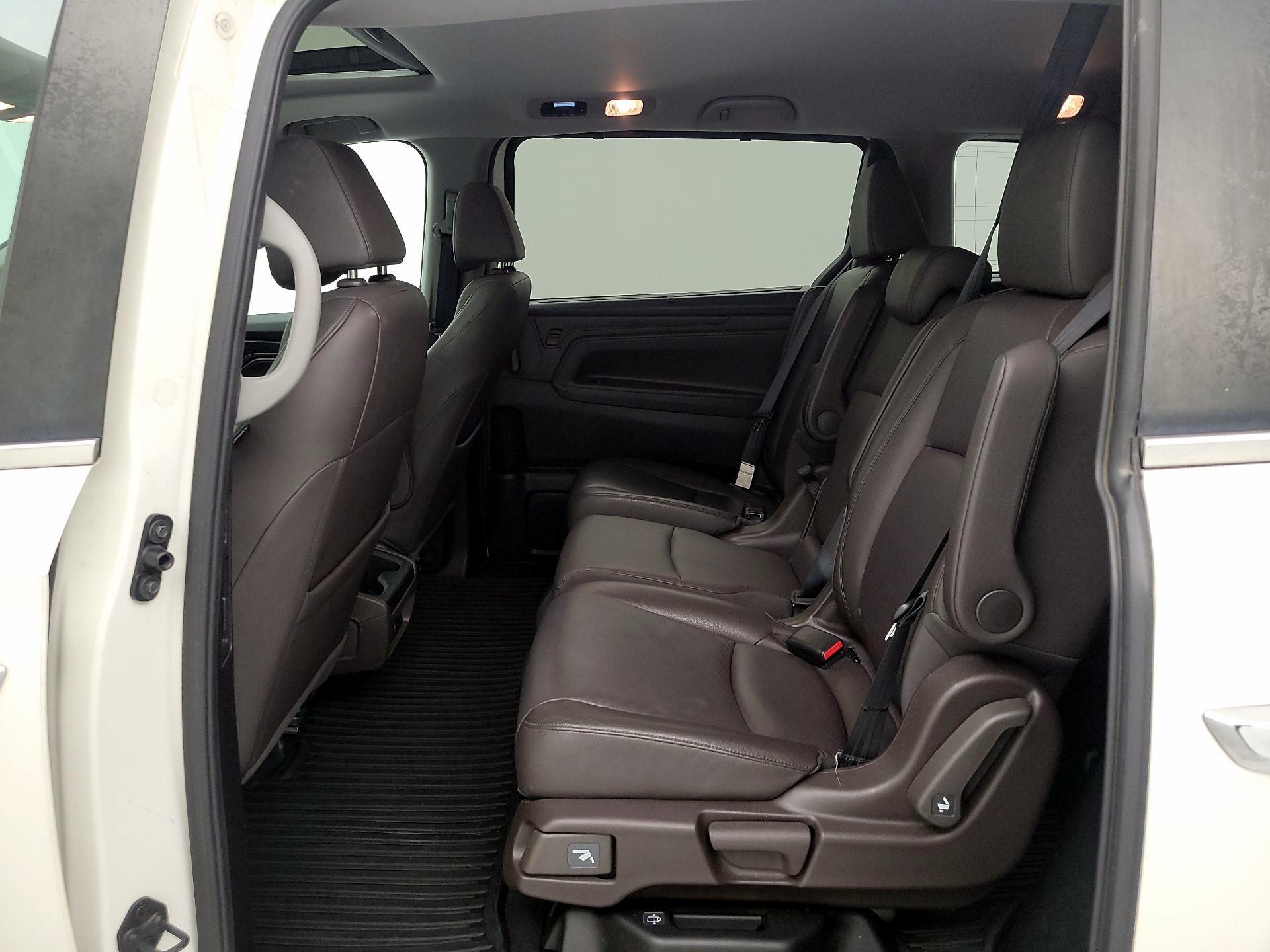 Thumbnail: 2018 Honda Odyssey - 18