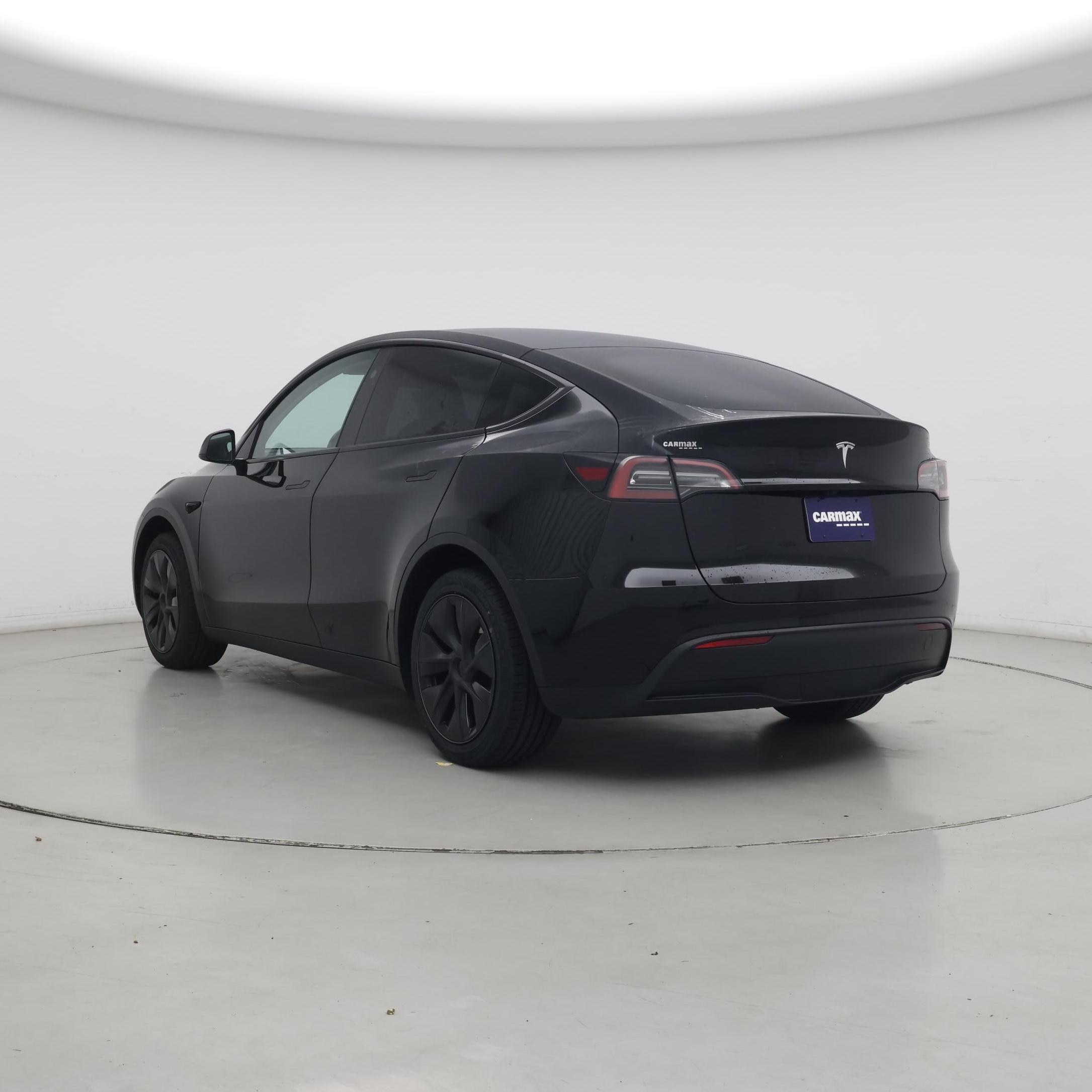 Thumbnail: 2025 Tesla Model Y - 2