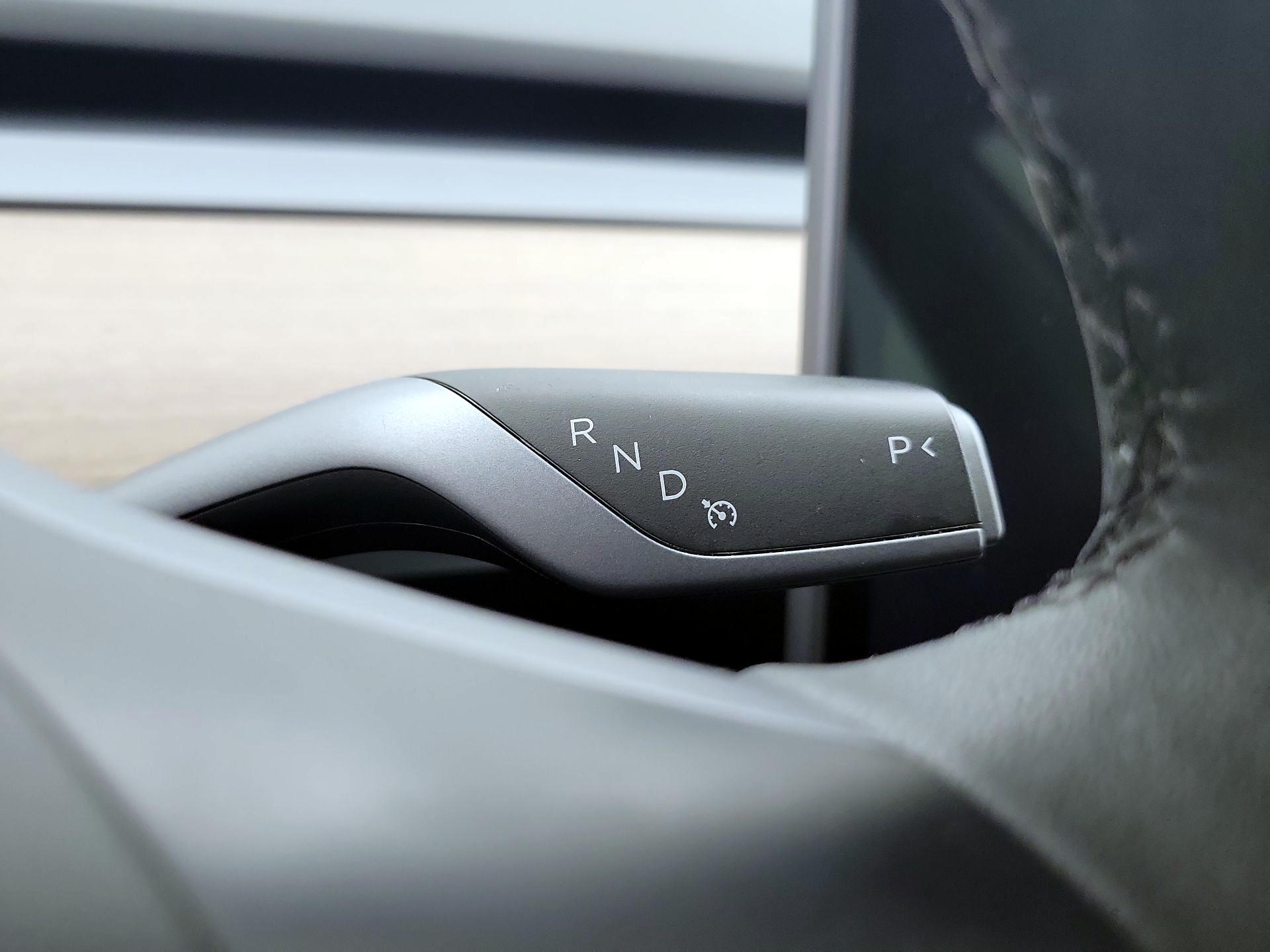 Thumbnail: 2023 Tesla Model 3 - 17