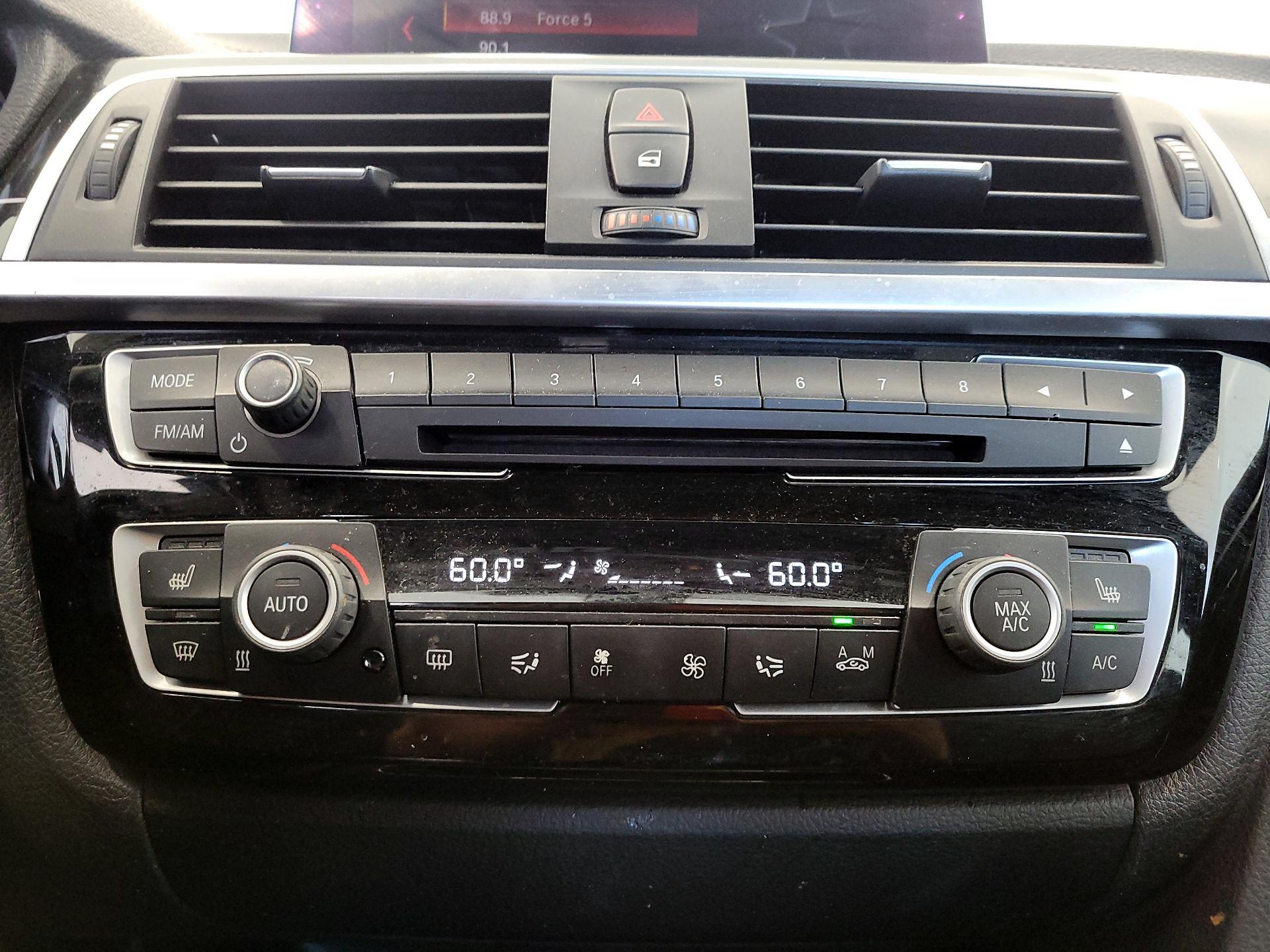 Thumbnail: 2018 BMW 3 Series - 16