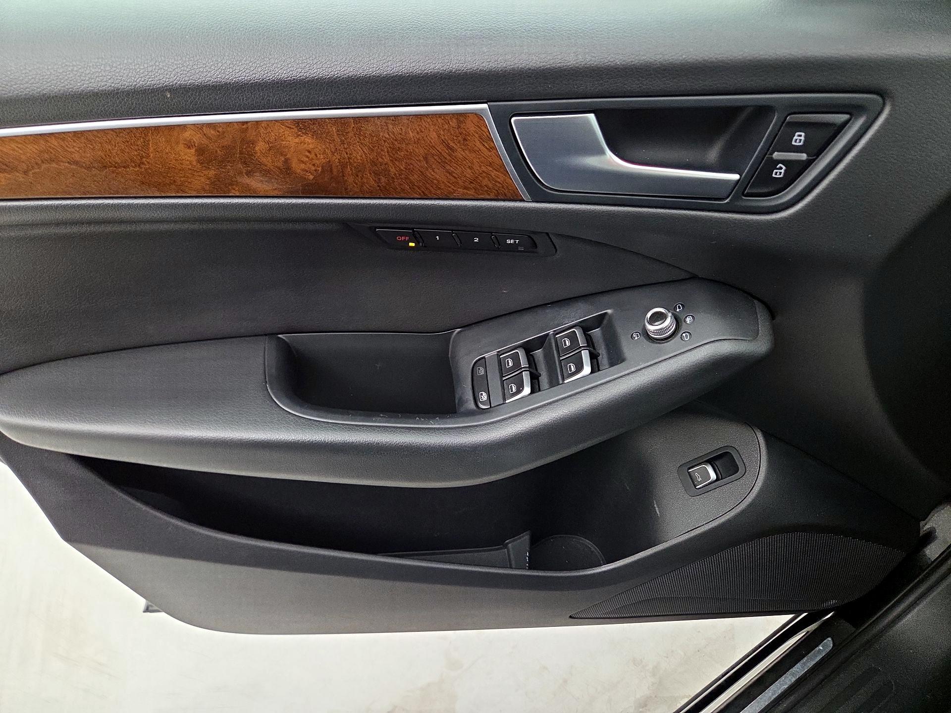 Thumbnail: 2015 Audi Q5 - 12