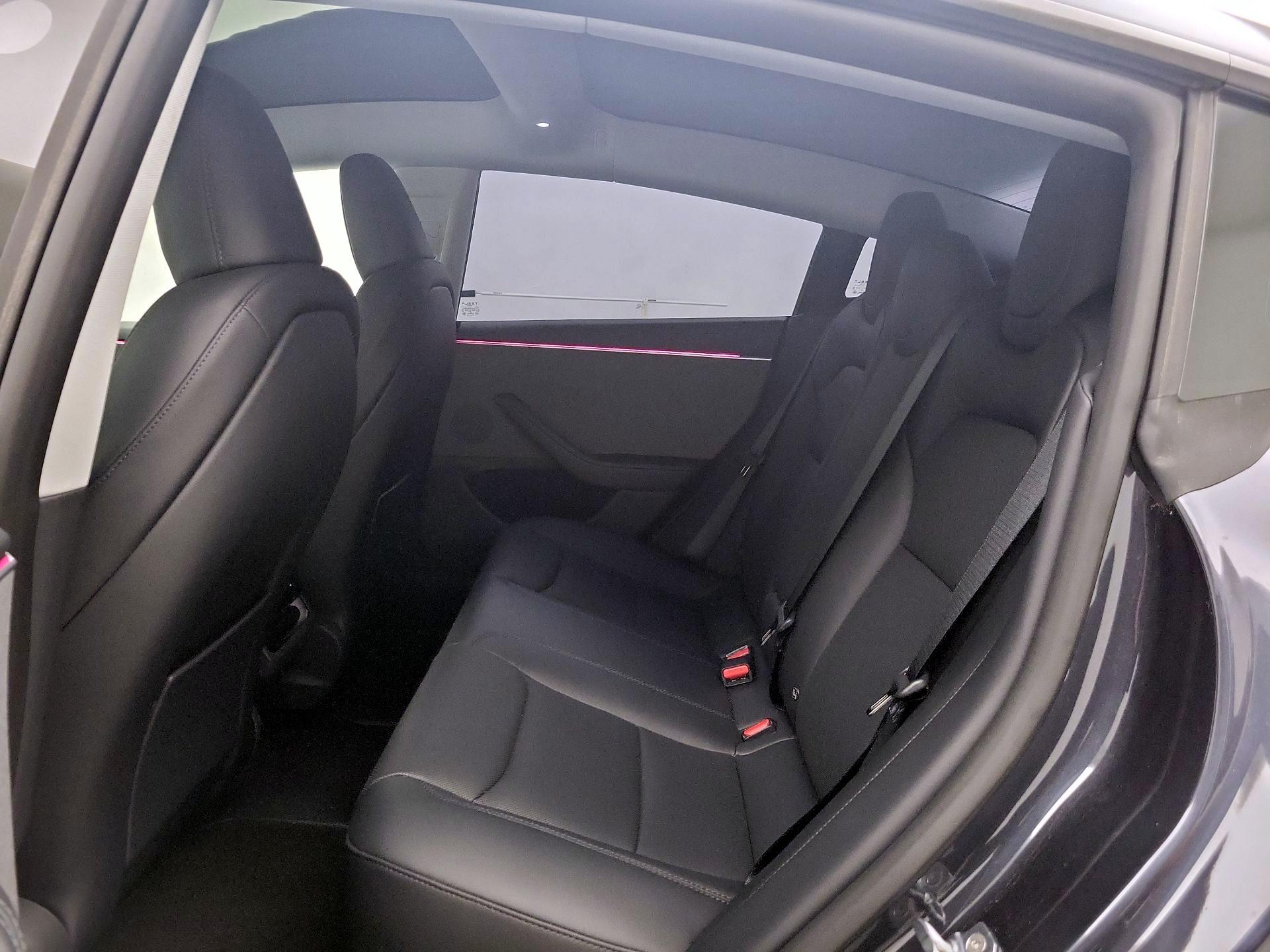 Thumbnail: 2025 Tesla Model 3 - 19