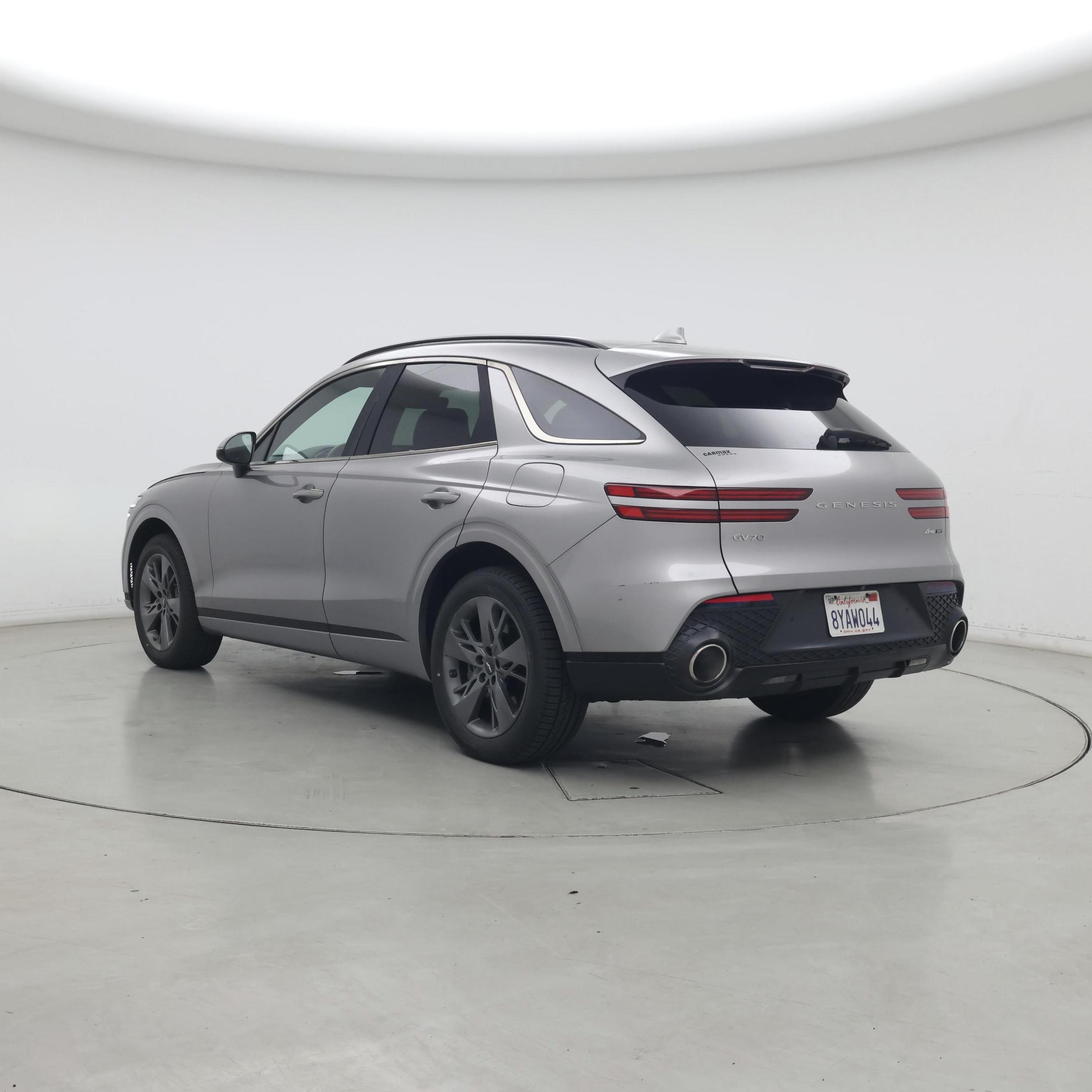 Thumbnail: 2022 Genesis GV70 - 2