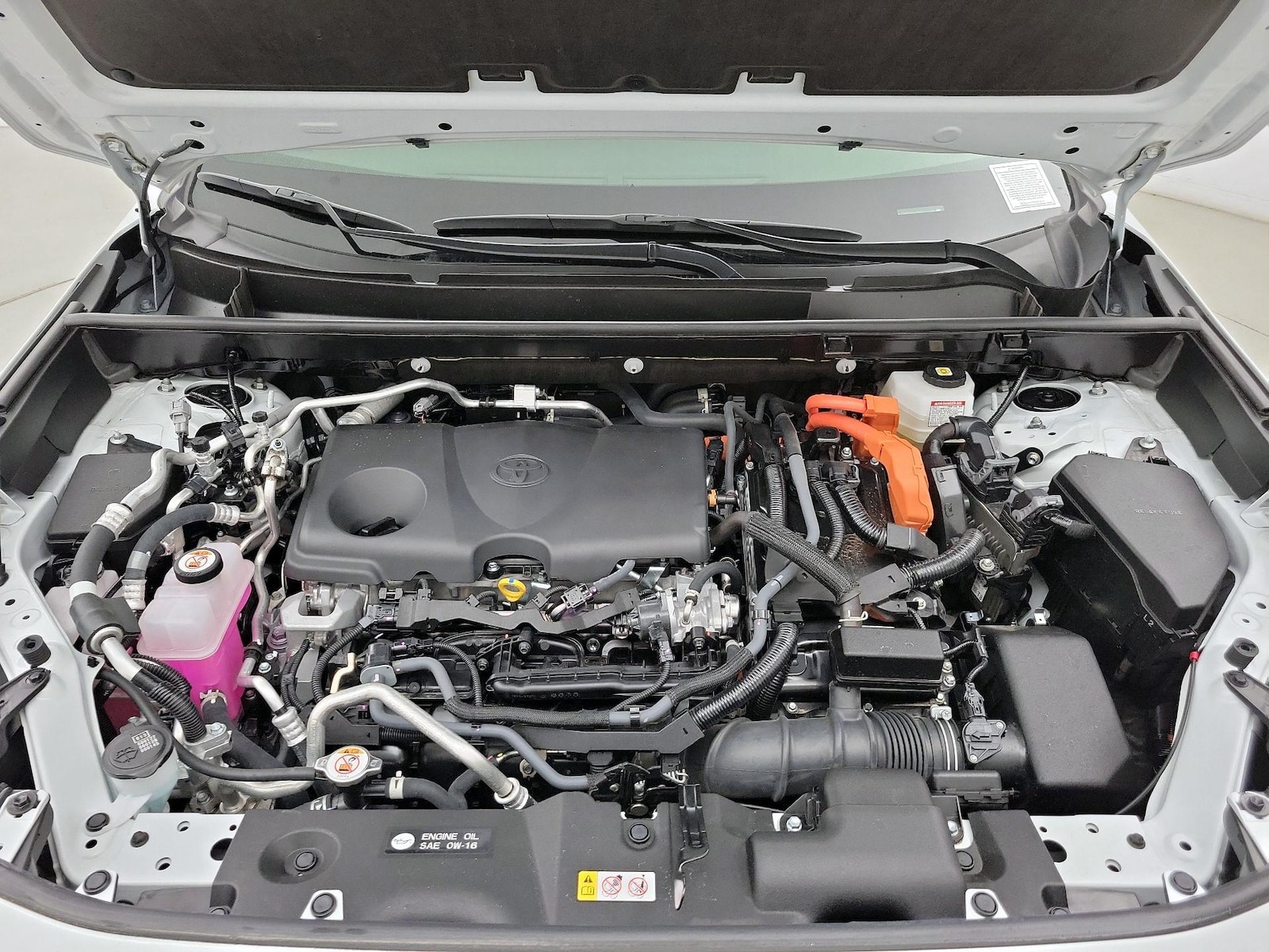 2024 Toyota RAV4 XSE - Photo 23