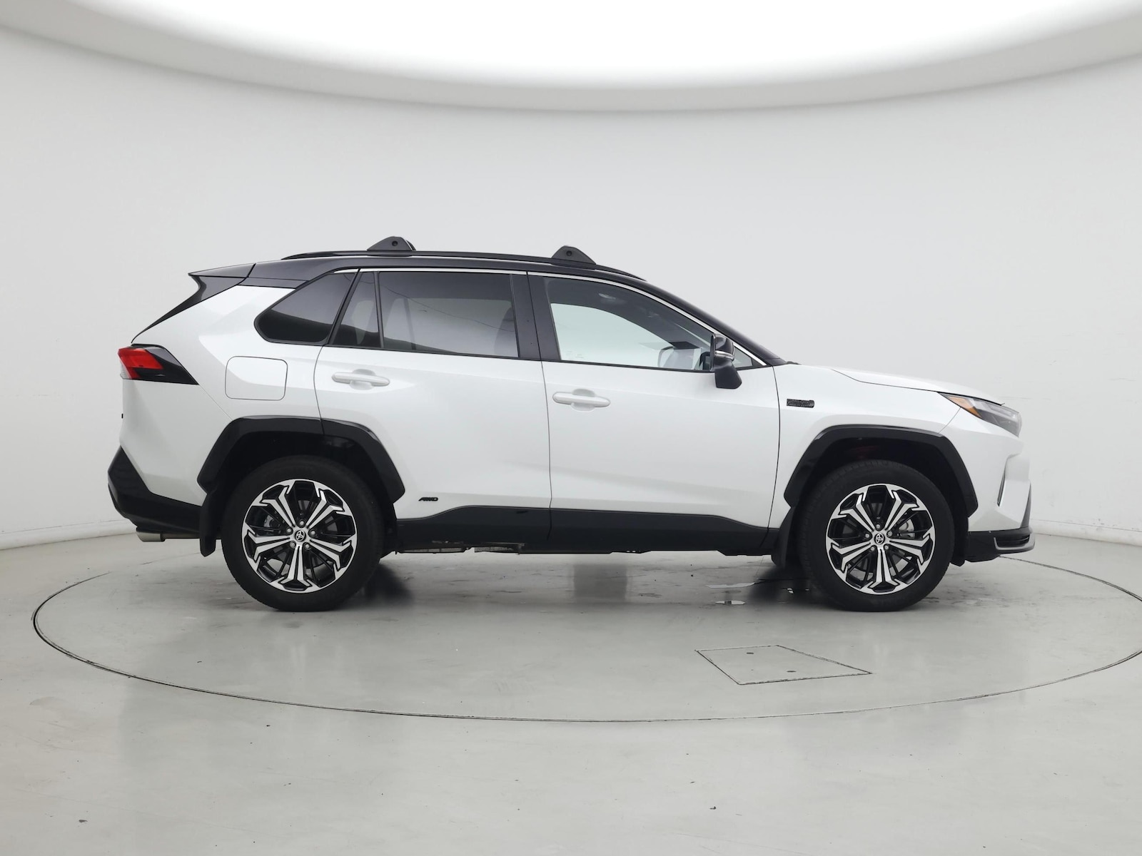 2024 Toyota RAV4 XSE - Photo 8