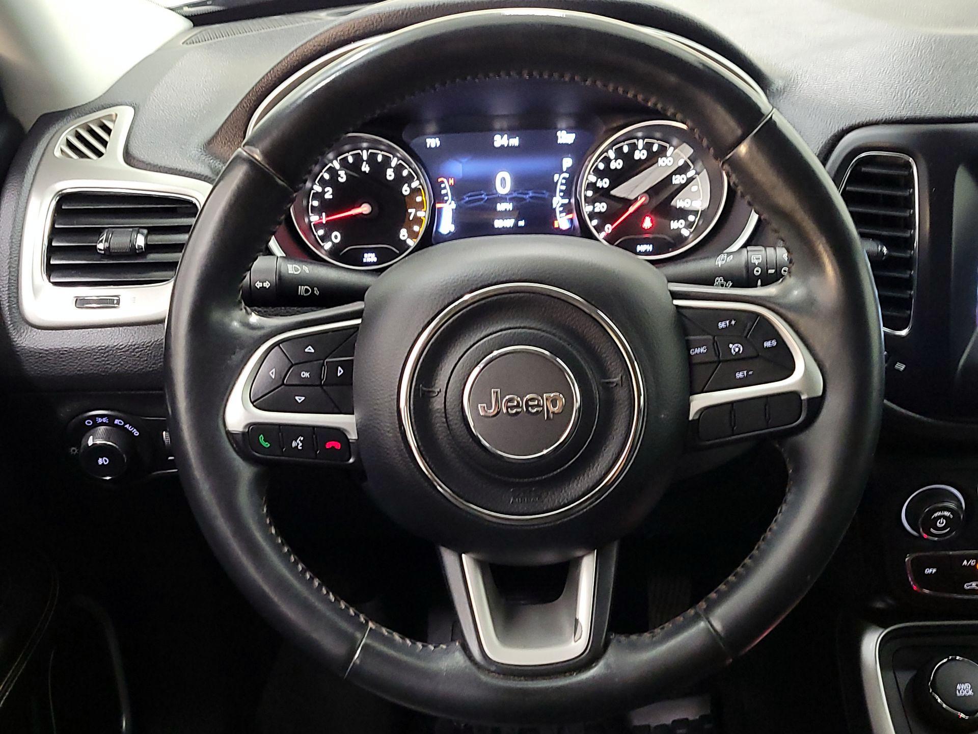 Thumbnail: 2018 Jeep Compass - 10