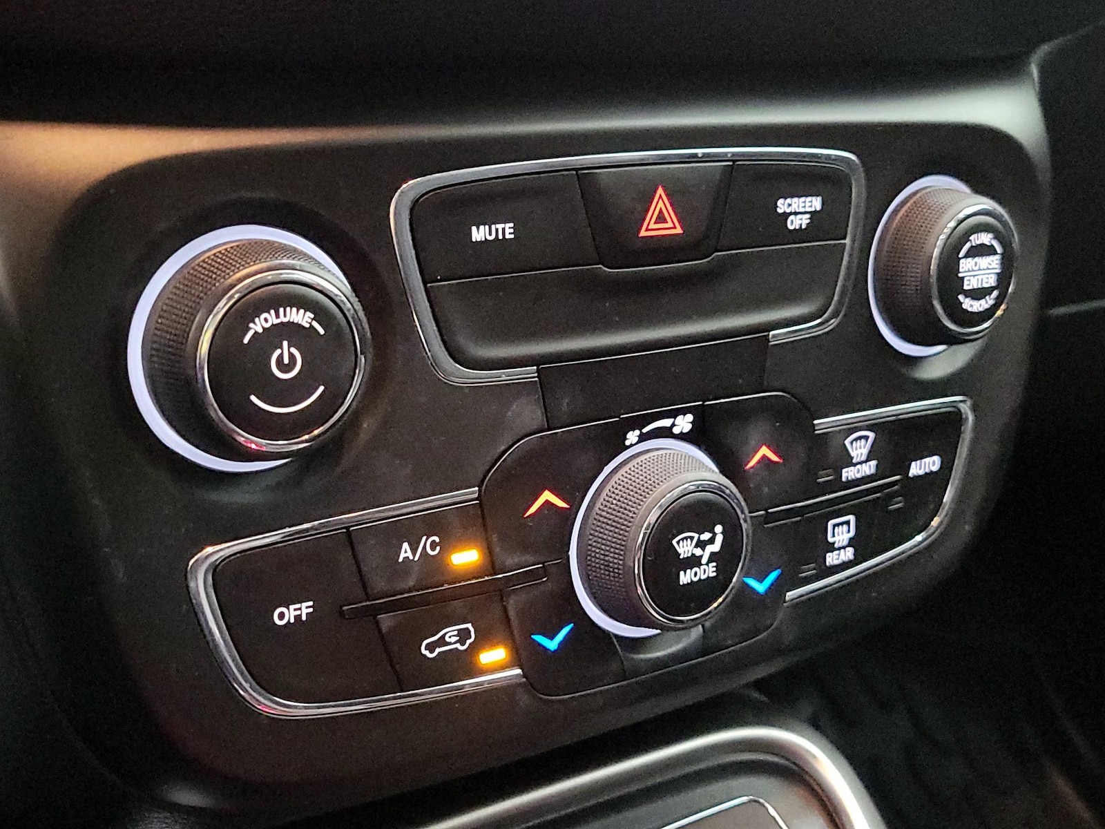2018 Jeep Compass Latitude - Photo 17