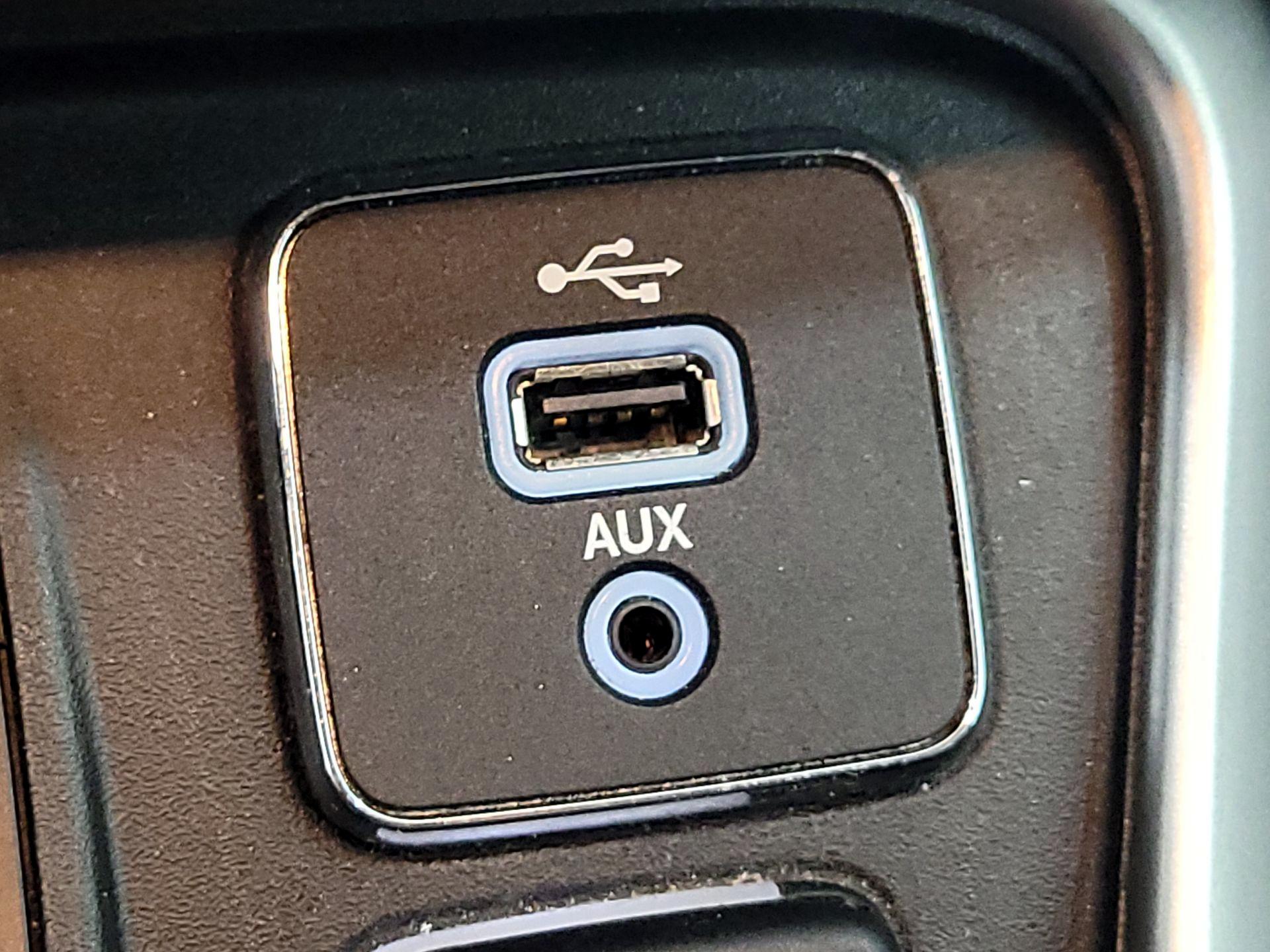 Thumbnail: 2018 Jeep Compass - 18