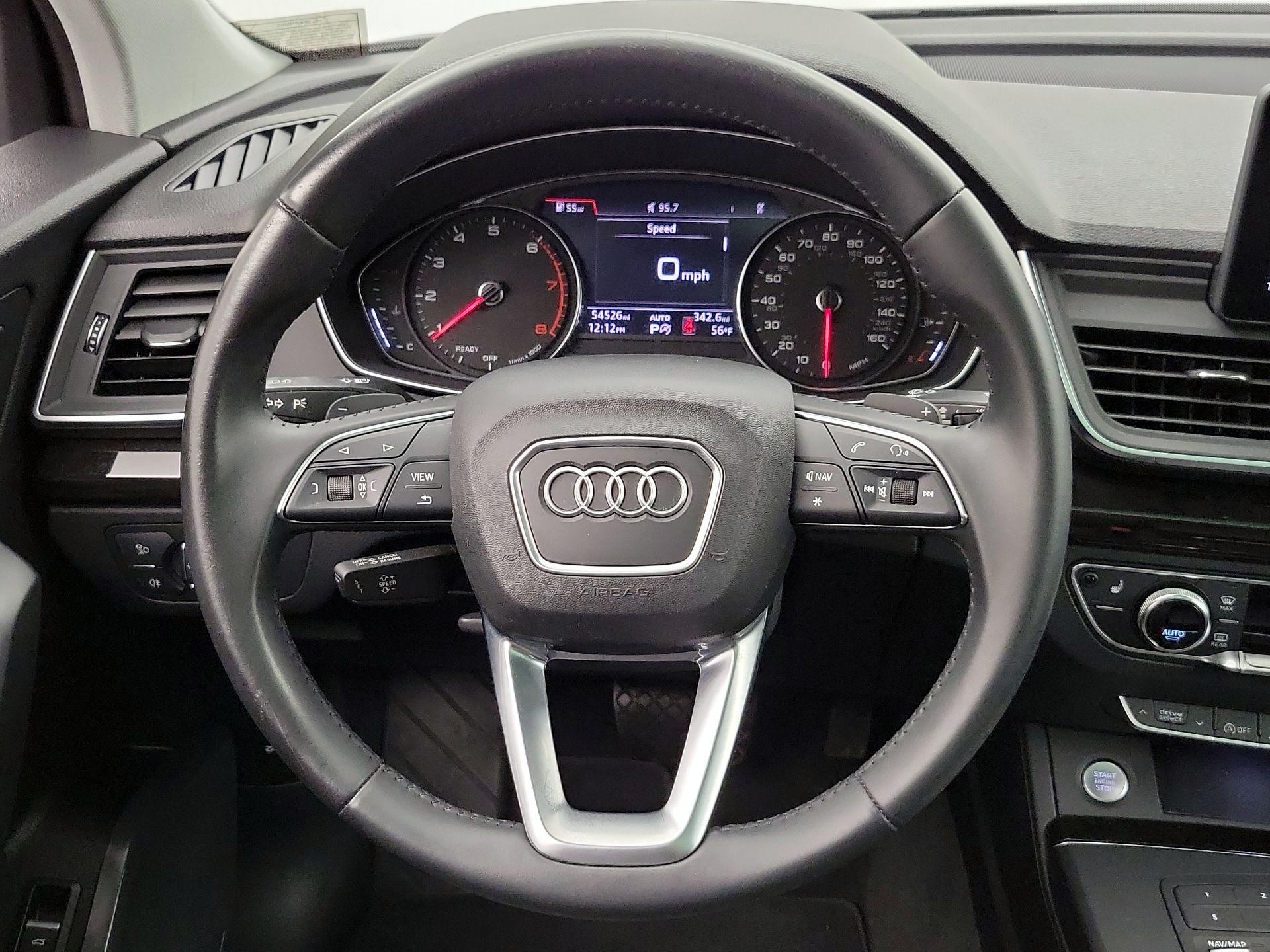 Thumbnail: 2020 Audi Q5 - 10