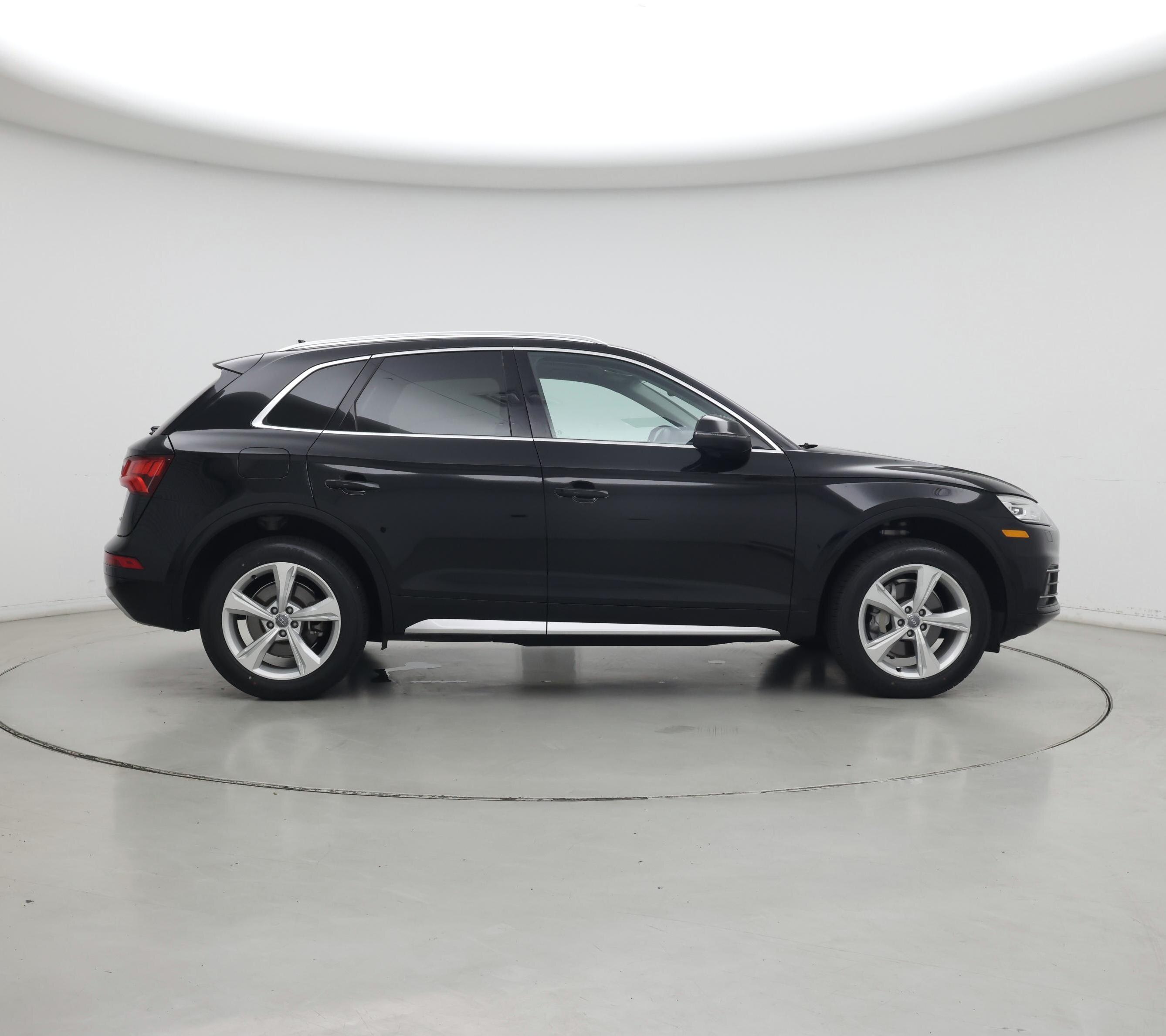 Thumbnail: 2020 Audi Q5 - 7
