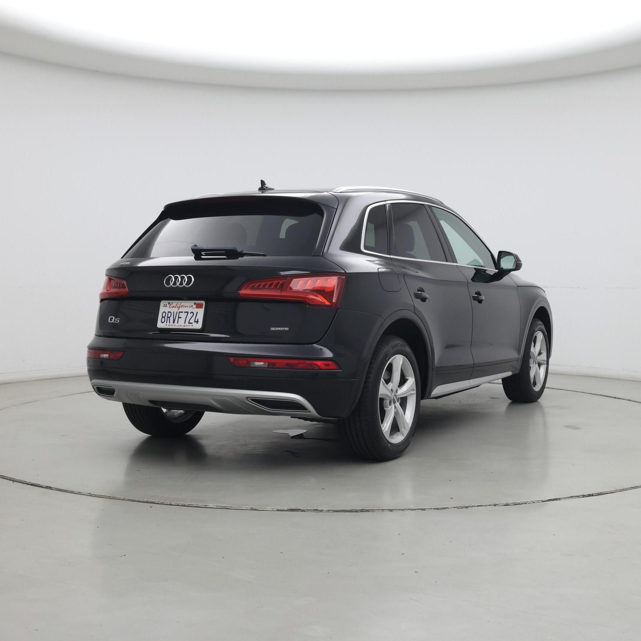 Thumbnail: 2020 Audi Q5 - 8