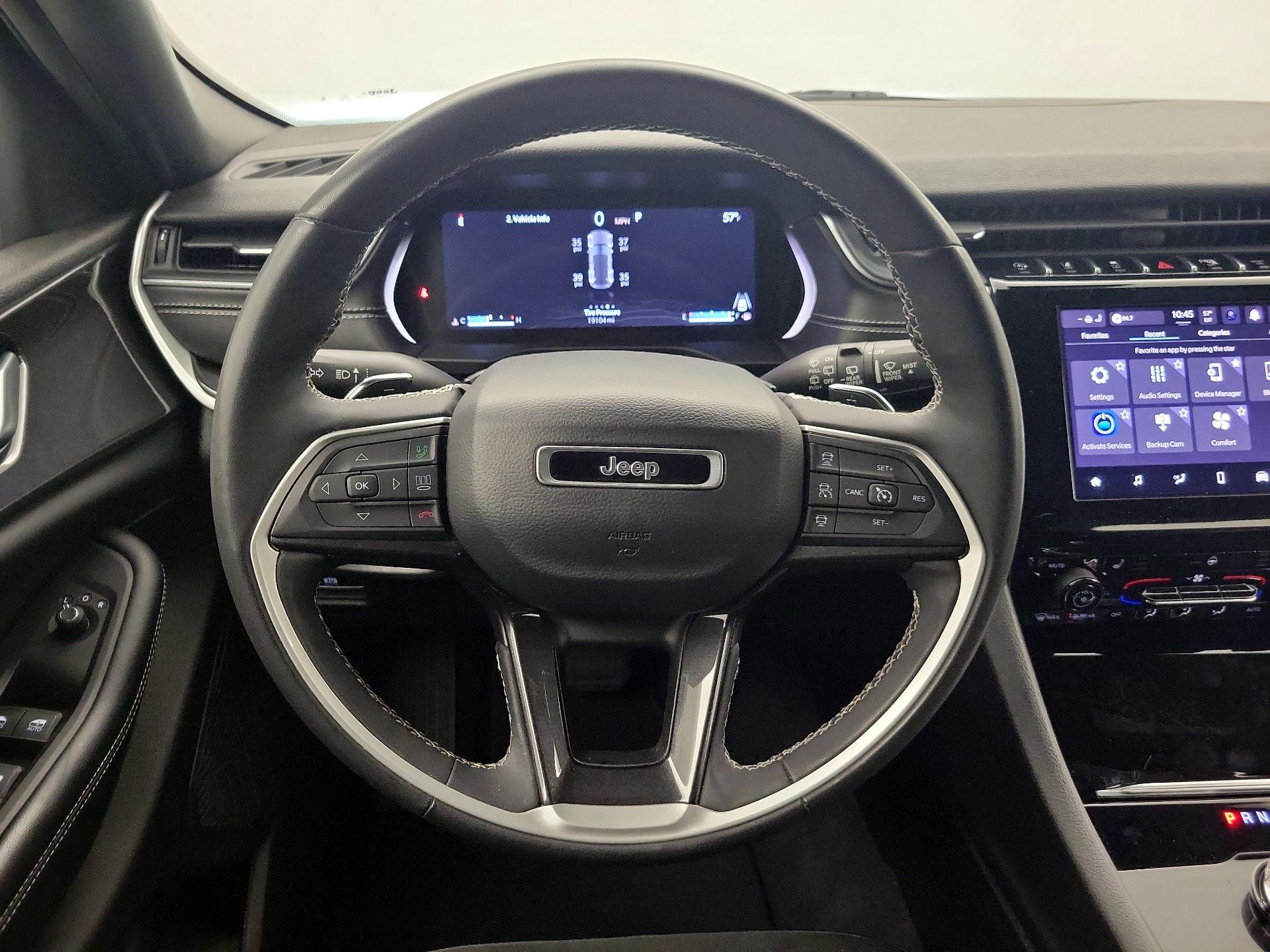 Thumbnail: 2023 Jeep Grand Cherokee - 10