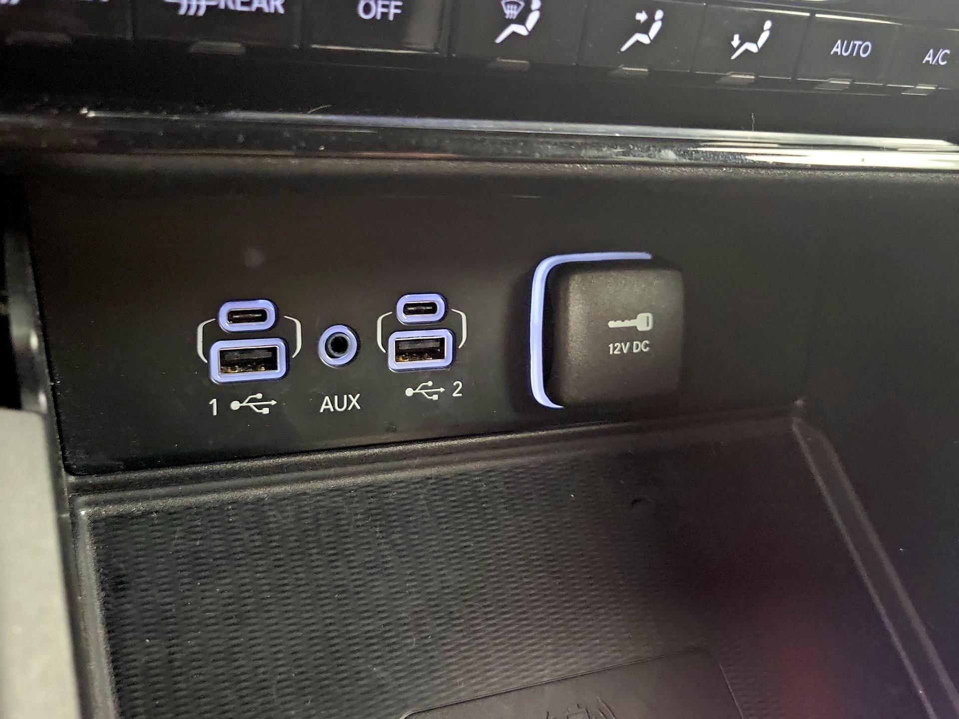 Thumbnail: 2023 Jeep Grand Cherokee - 18