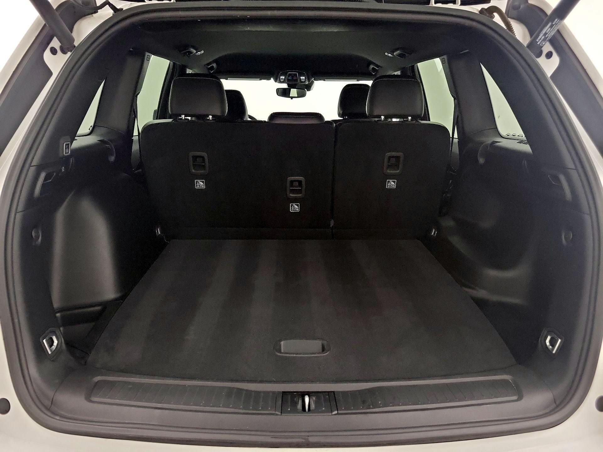 Thumbnail: 2023 Jeep Grand Cherokee - 20