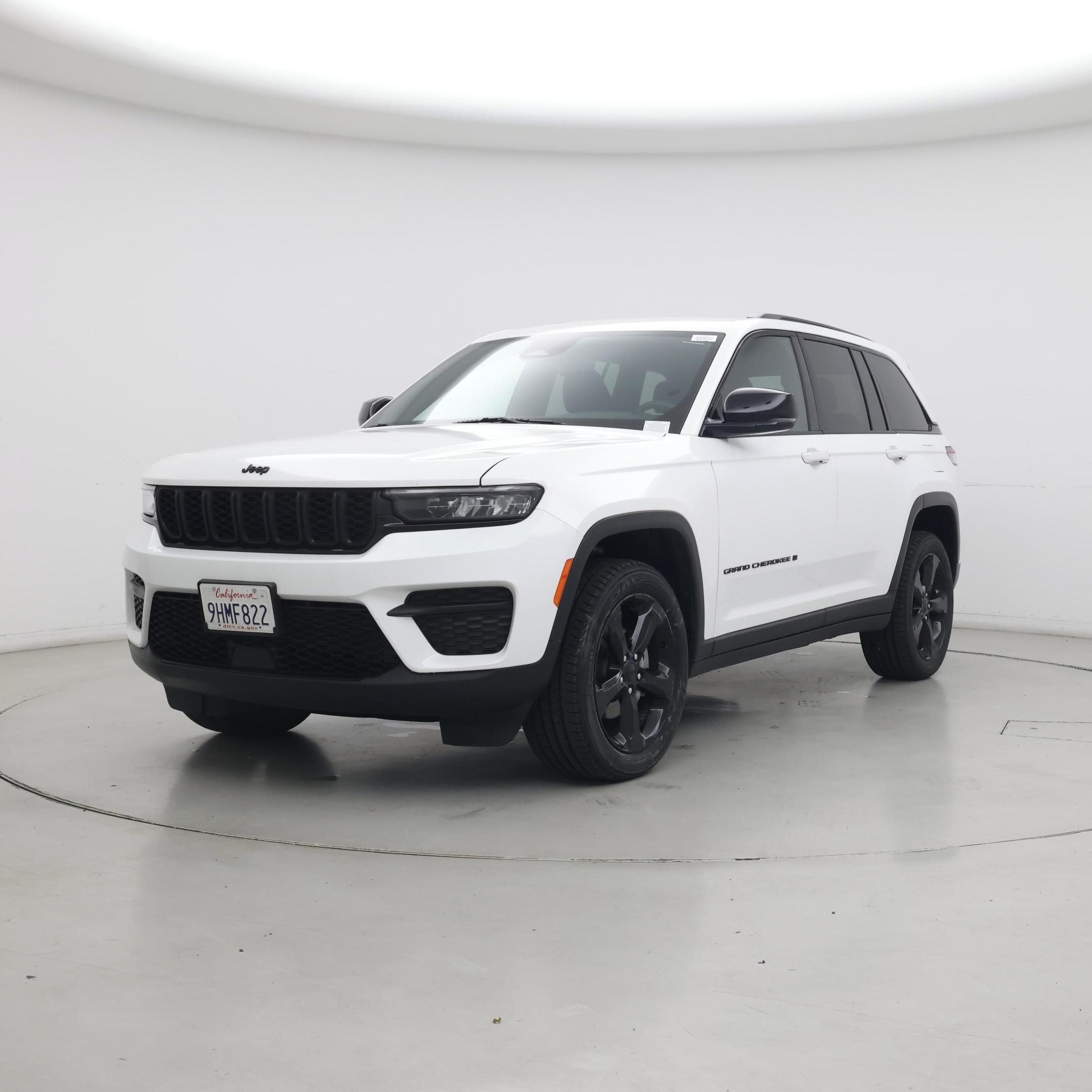 Thumbnail: 2023 Jeep Grand Cherokee - 4