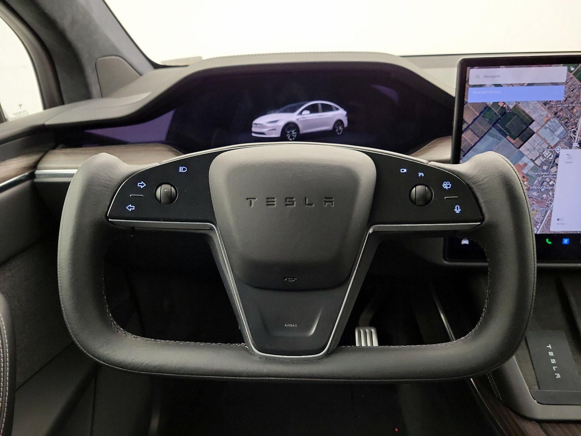 Thumbnail: 2023 Tesla Model X - 10