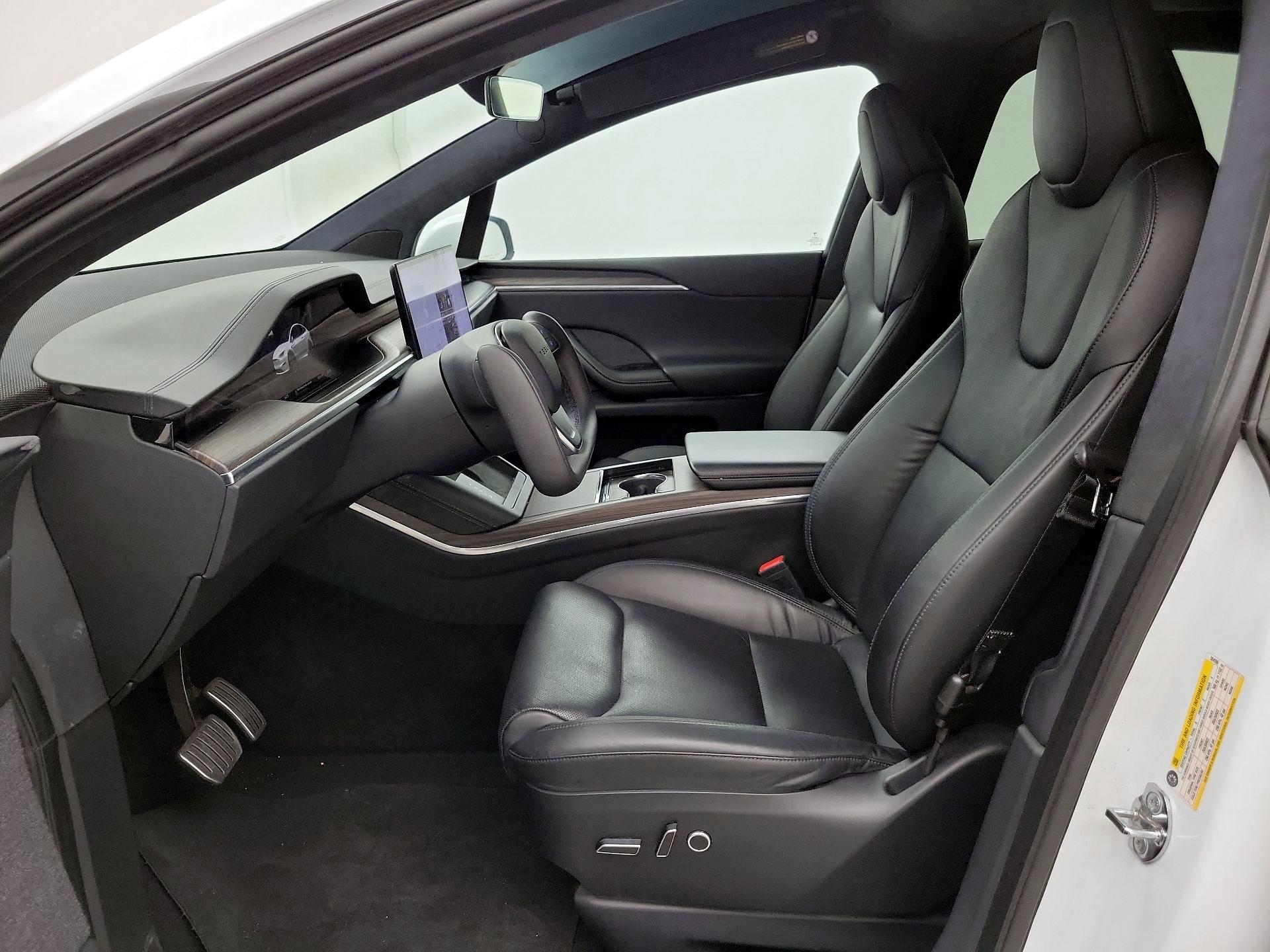 Thumbnail: 2023 Tesla Model X - 11