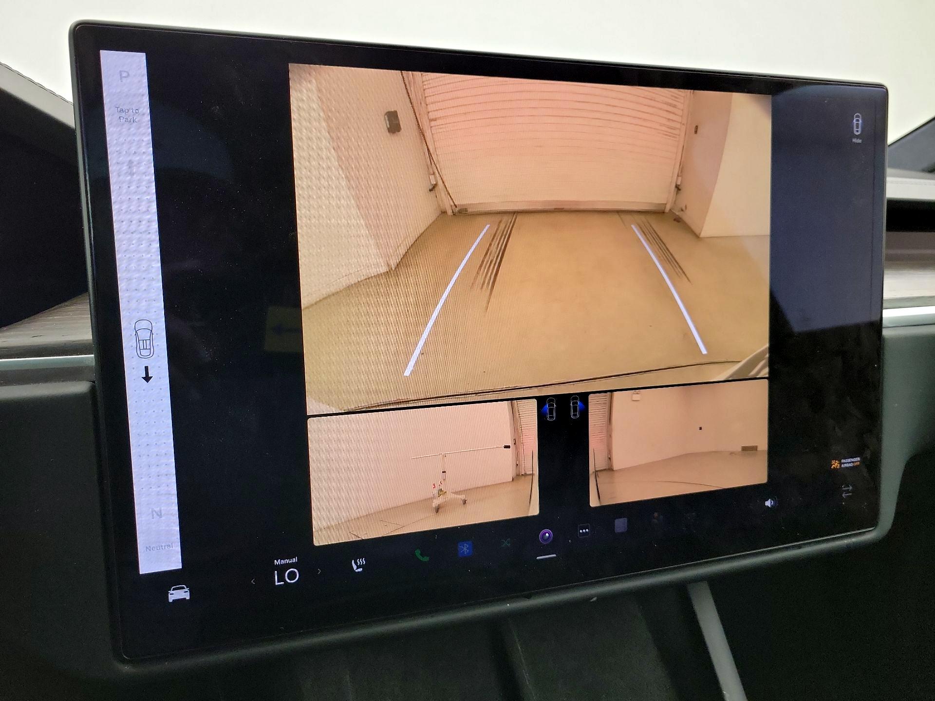 Thumbnail: 2023 Tesla Model X - 14