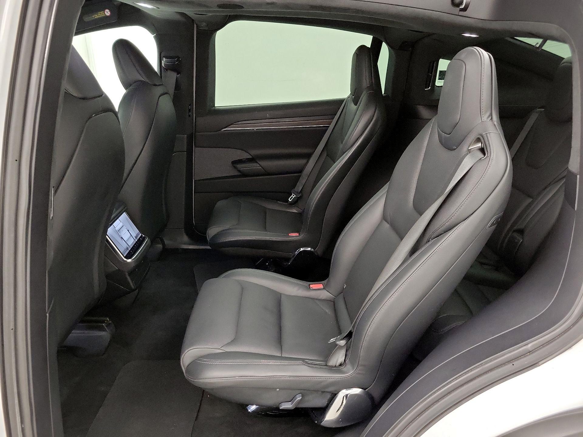 Thumbnail: 2023 Tesla Model X - 19