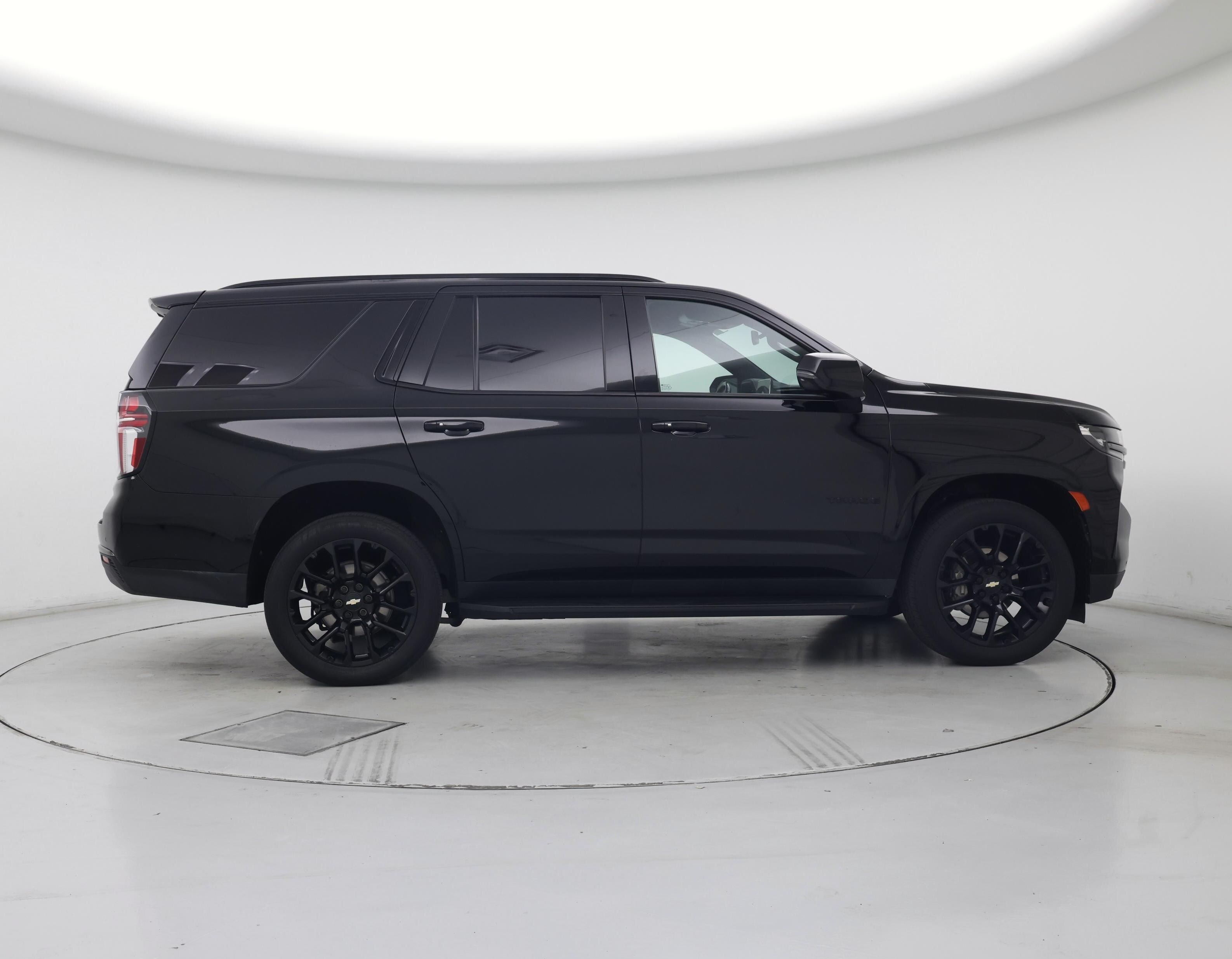 Thumbnail: 2022 Chevrolet Tahoe - 7