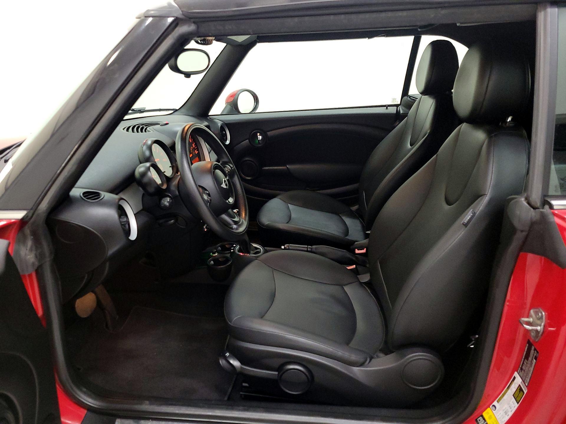 Thumbnail: 2015 MINI Cooper - 11