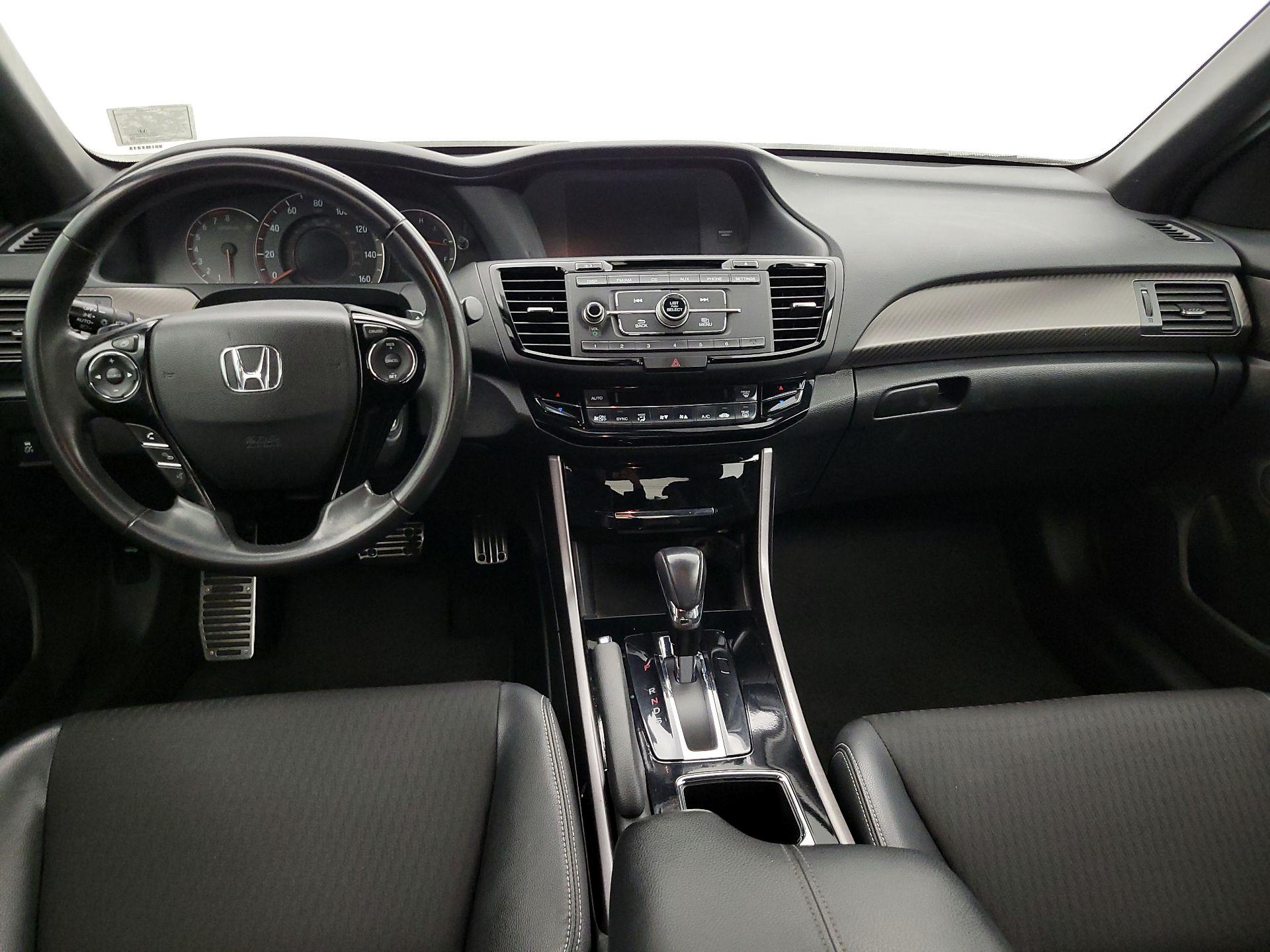 Thumbnail: 2017 Honda Accord - 9