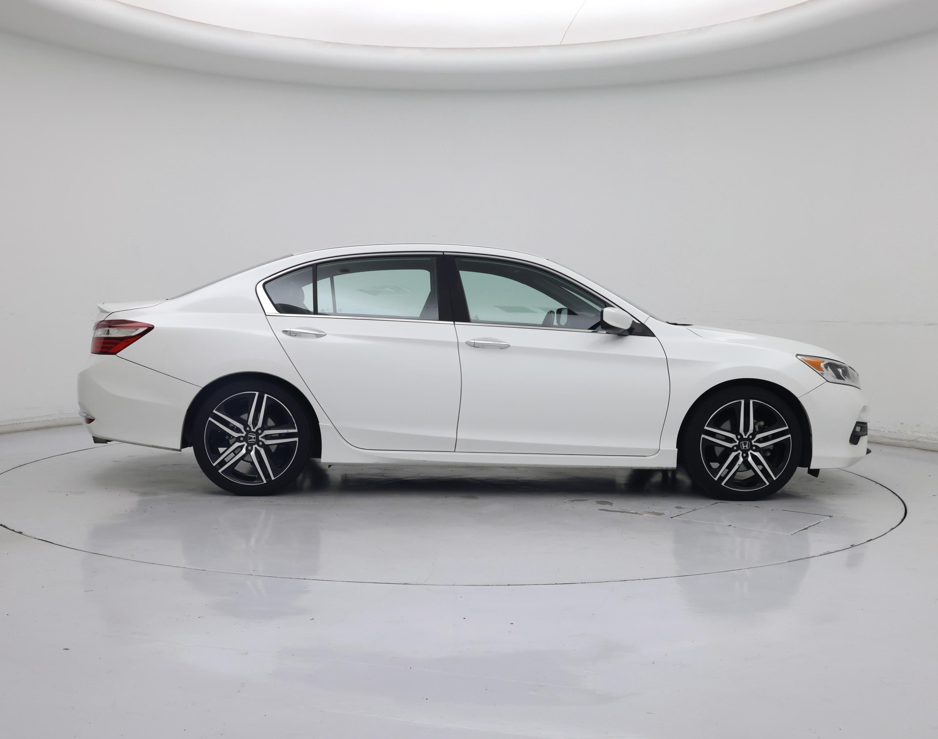 Thumbnail: 2017 Honda Accord - 7