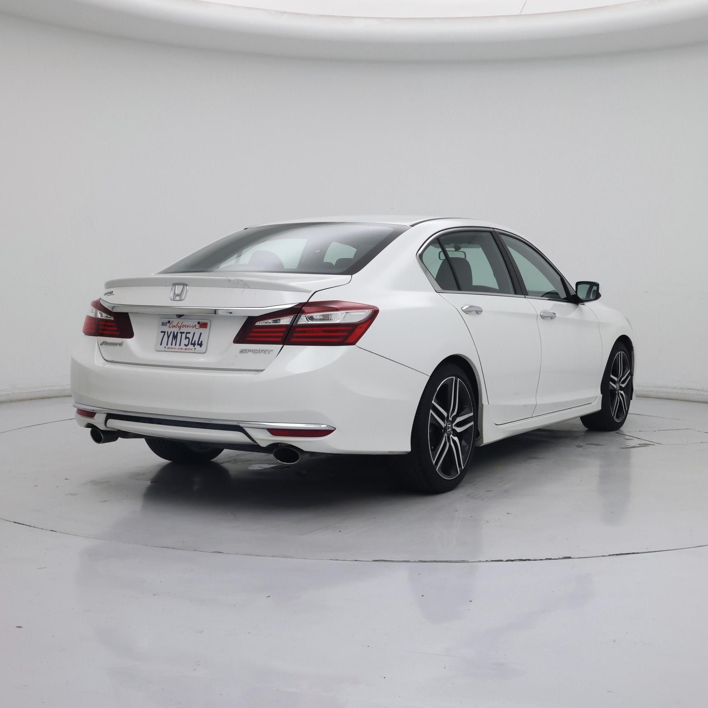 Thumbnail: 2017 Honda Accord - 8
