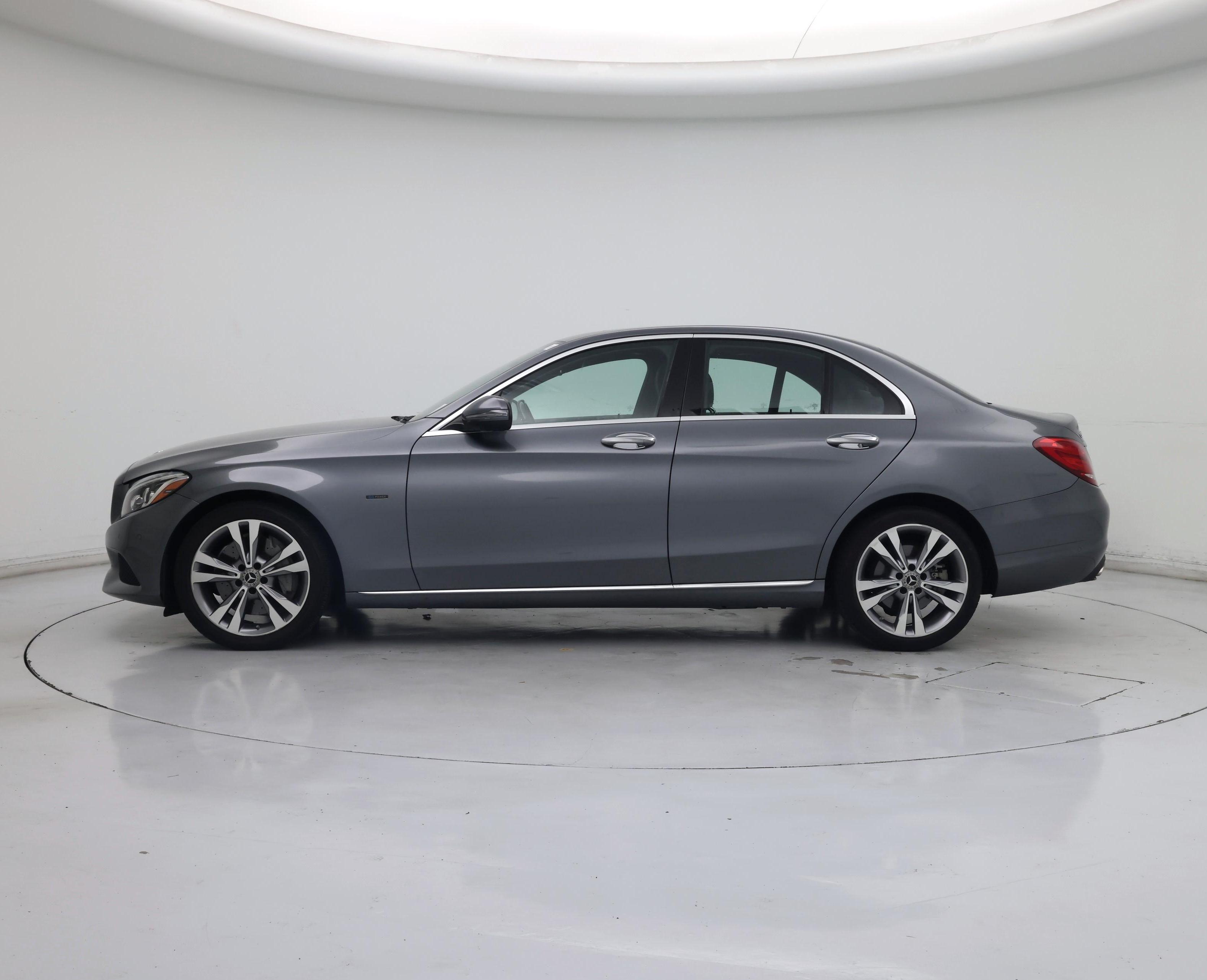 Thumbnail: 2018 Mercedes-Benz C-Class - 3