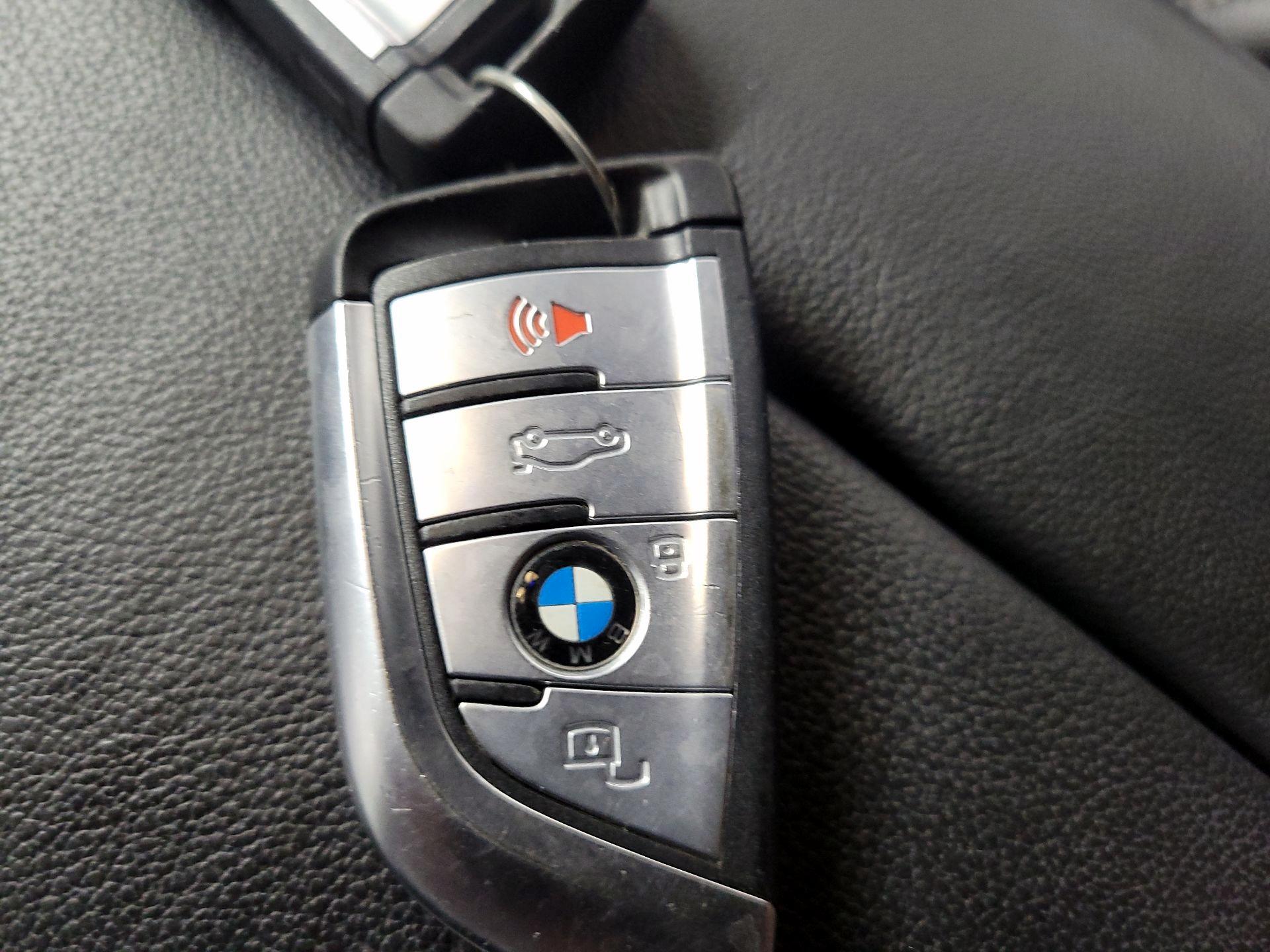Thumbnail: 2022 BMW X5 - 20