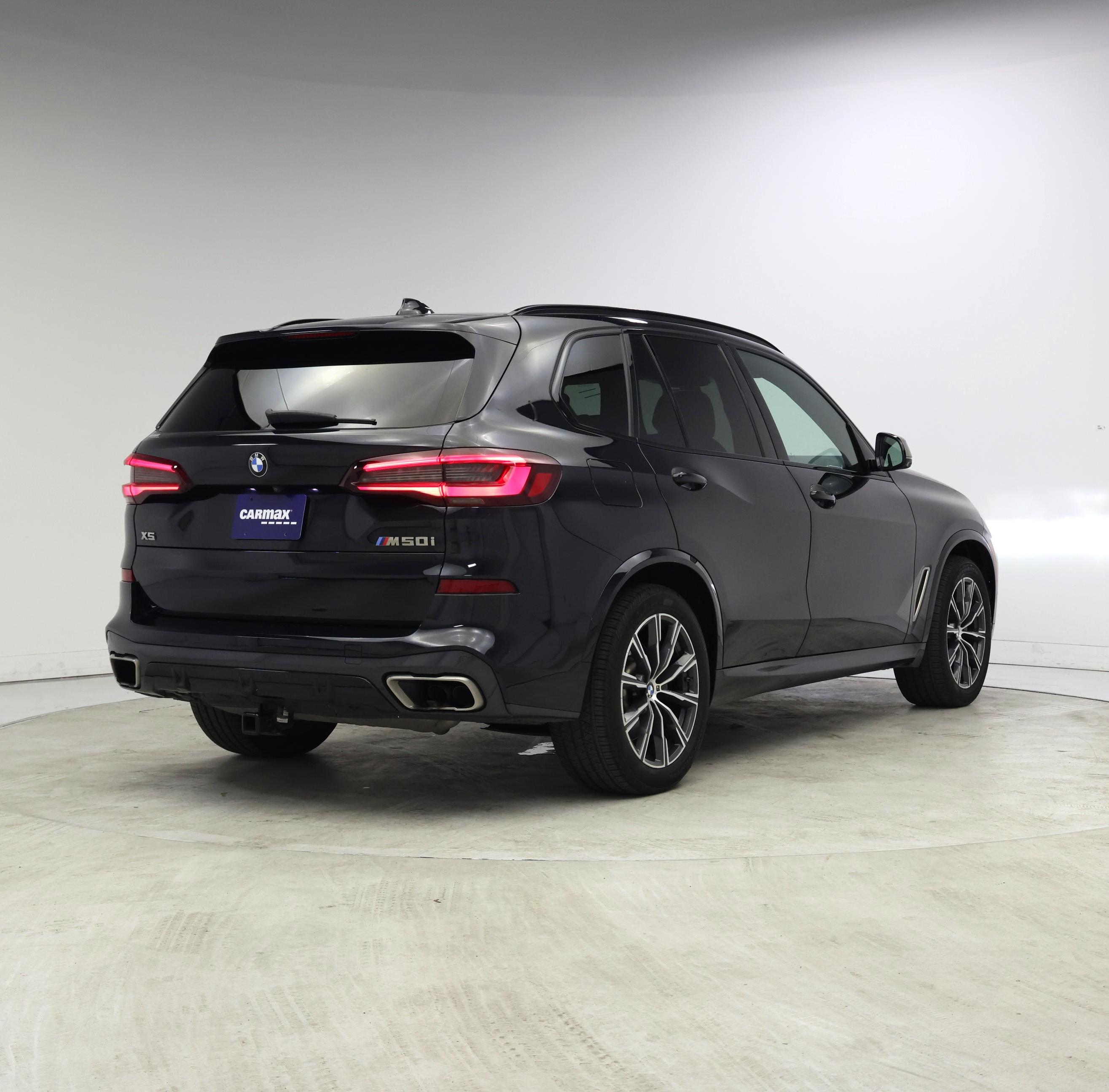 Thumbnail: 2022 BMW X5 - 8