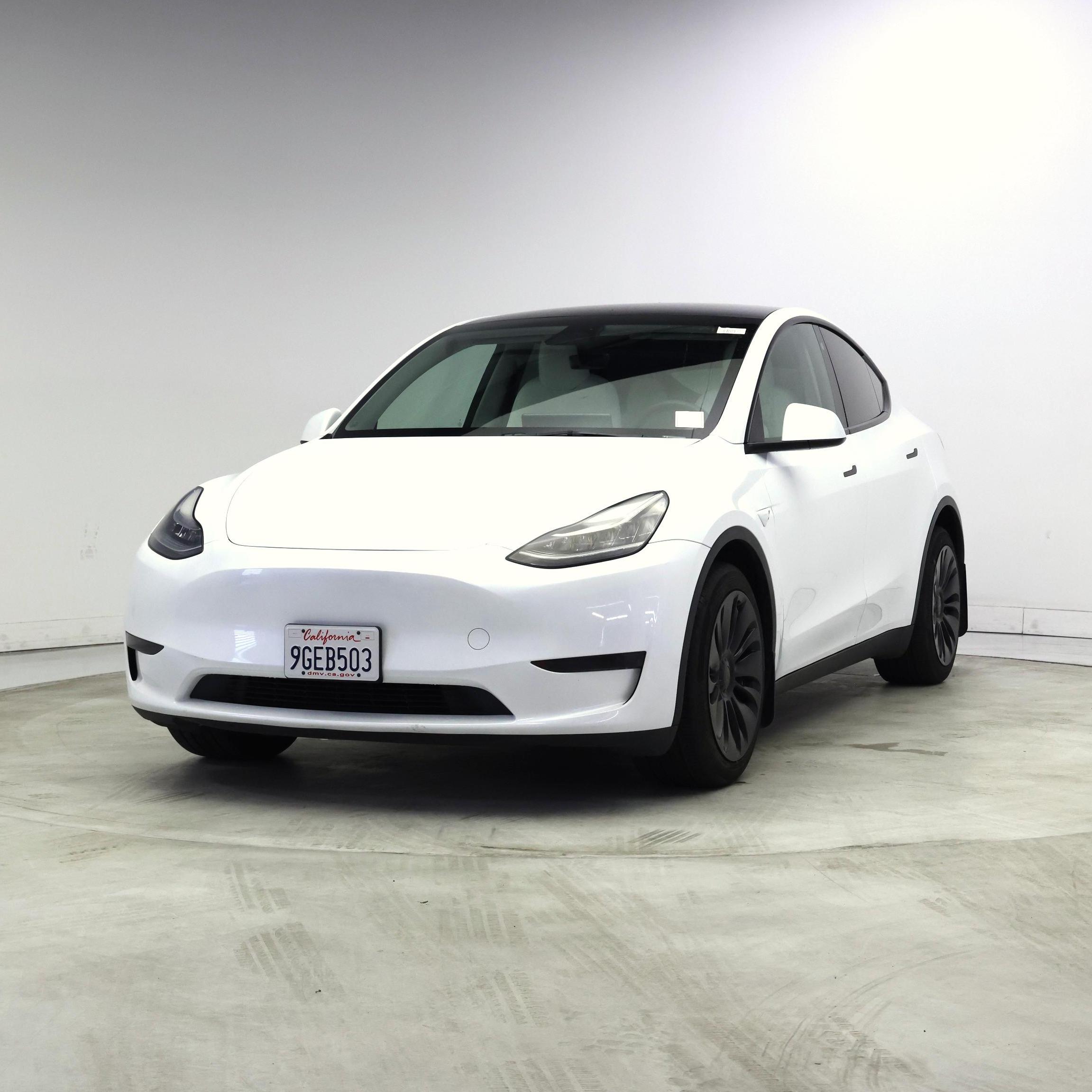 Thumbnail: 2023 Tesla Model Y - 4