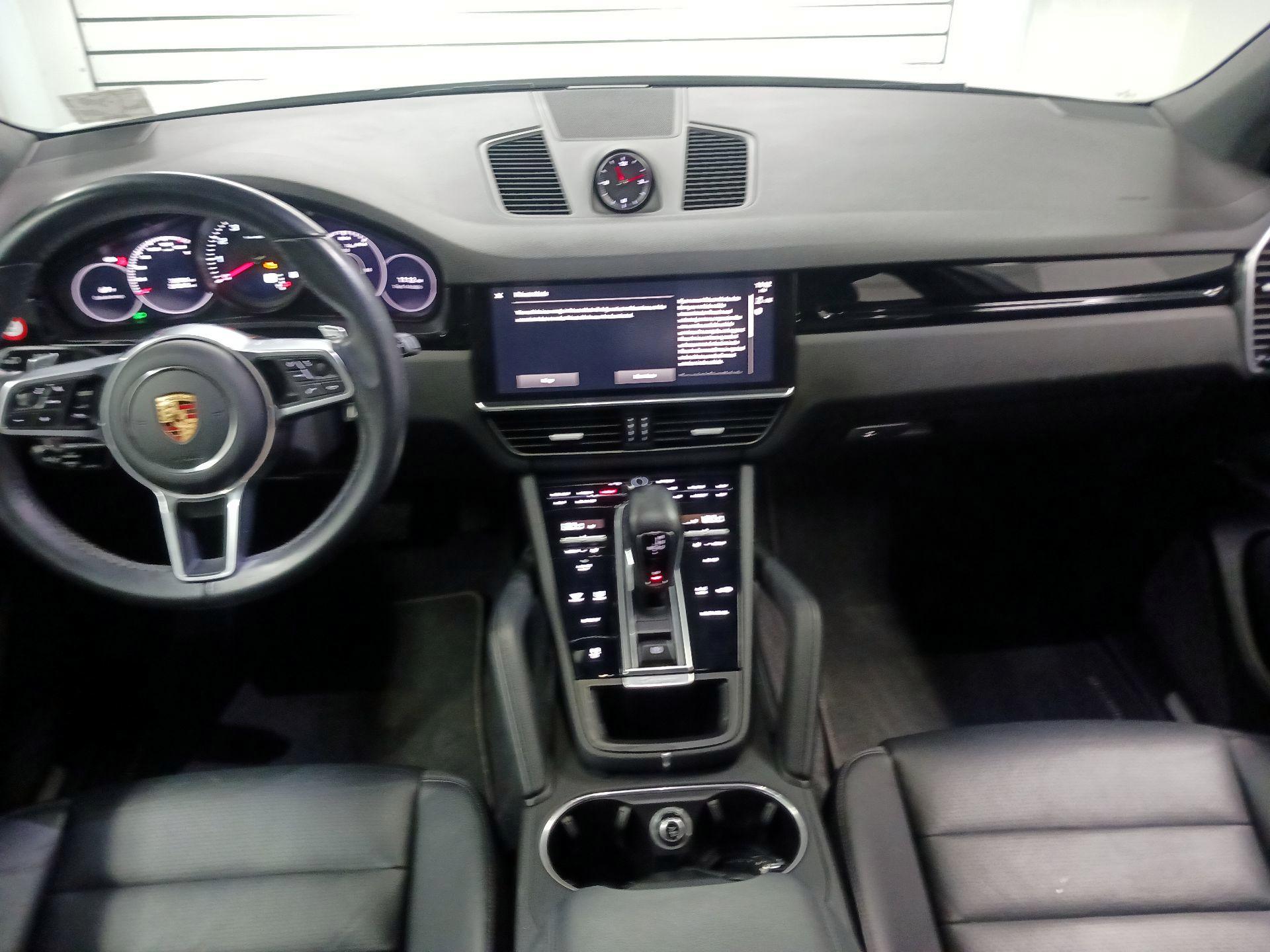 Thumbnail: 2023 Porsche Cayenne - 9